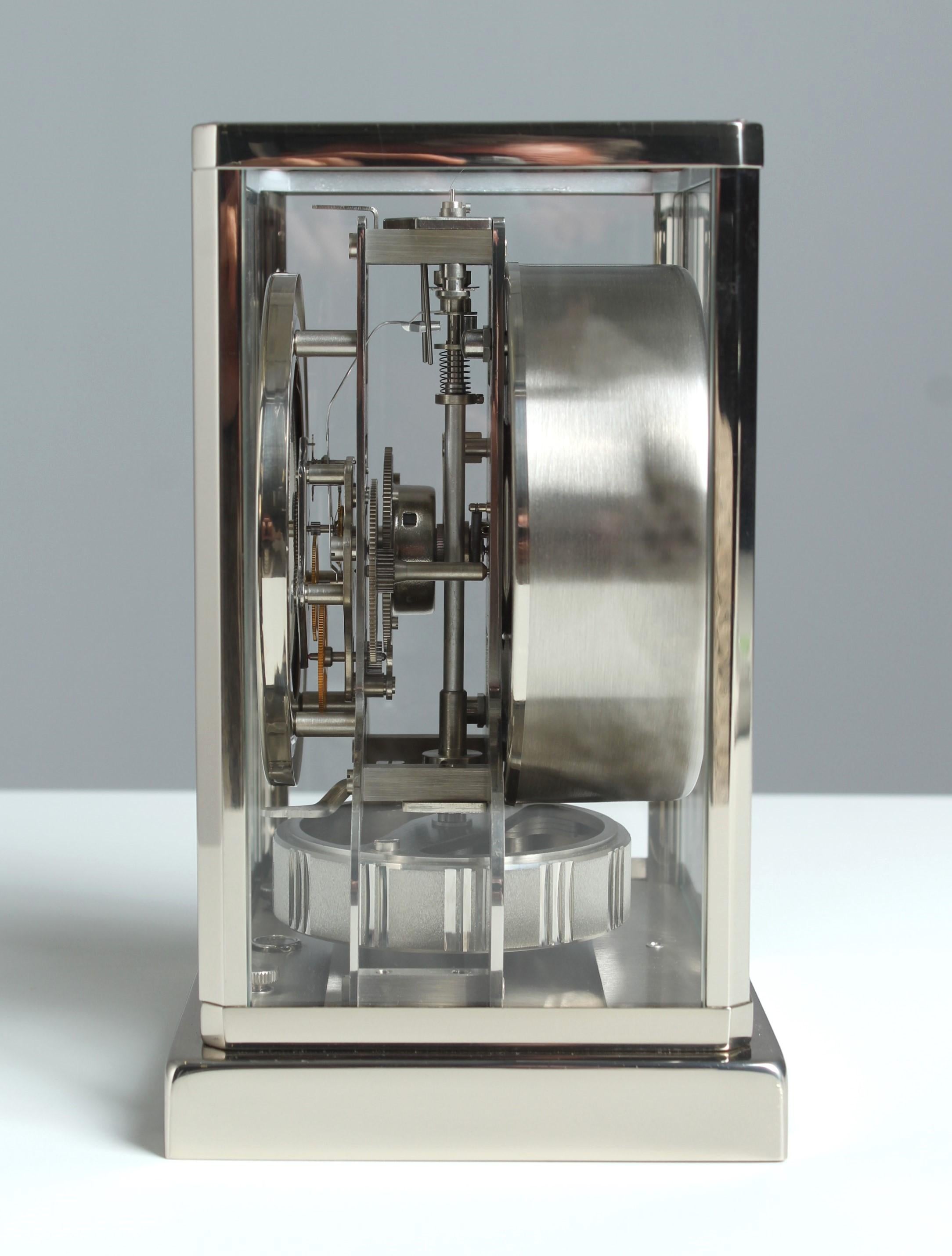 Original Silver Jaeger LeCoultre Atmos Clock with Console, from 1972 6