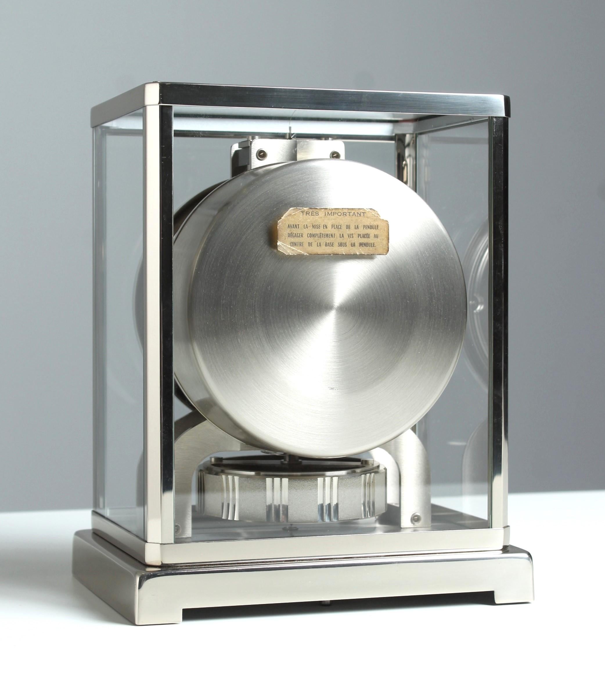Original Silver Jaeger LeCoultre Atmos Clock with Console, from 1972 8