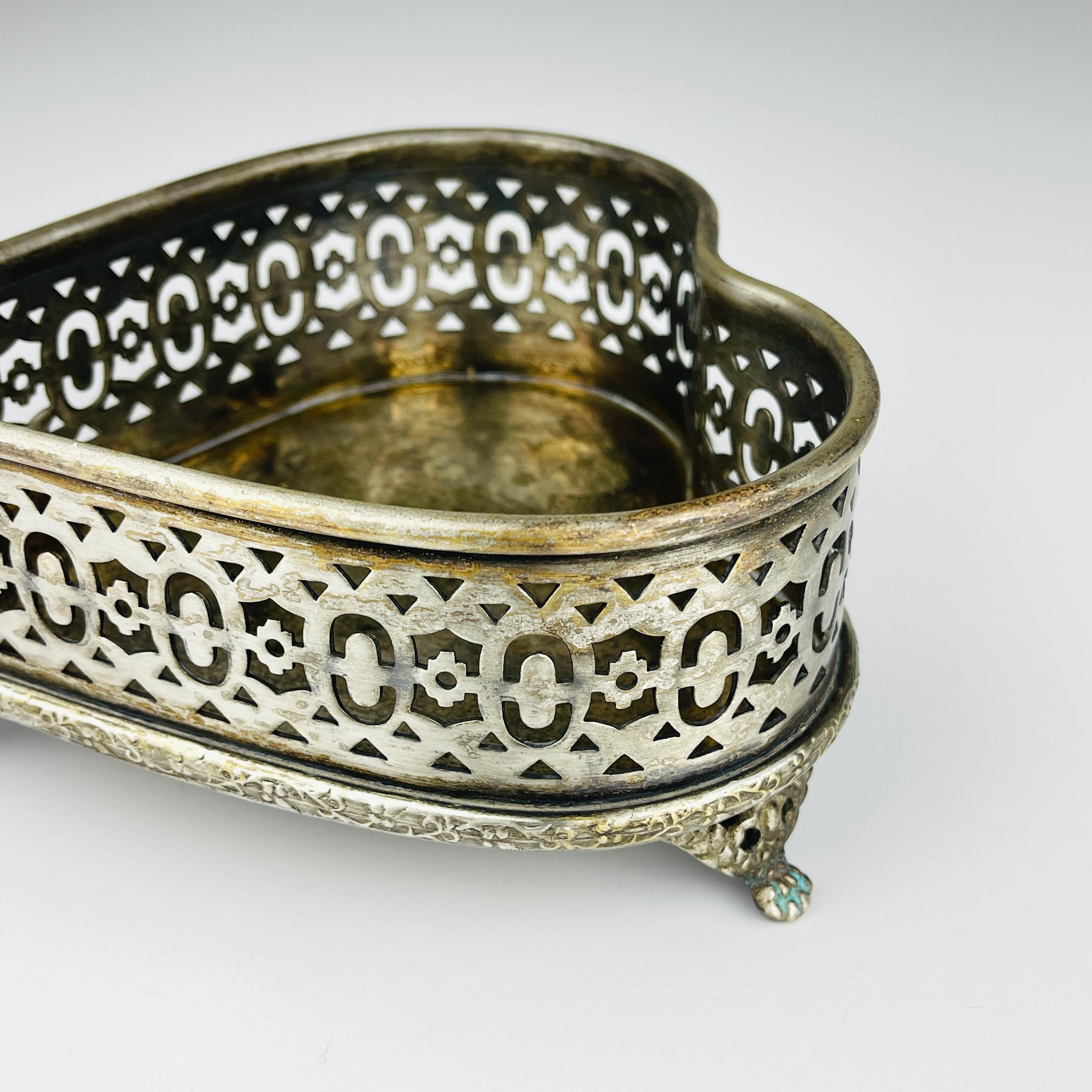 Original Silver Plated Basket or Candy Stand By Jordan, Sheffield, England, 1950 1