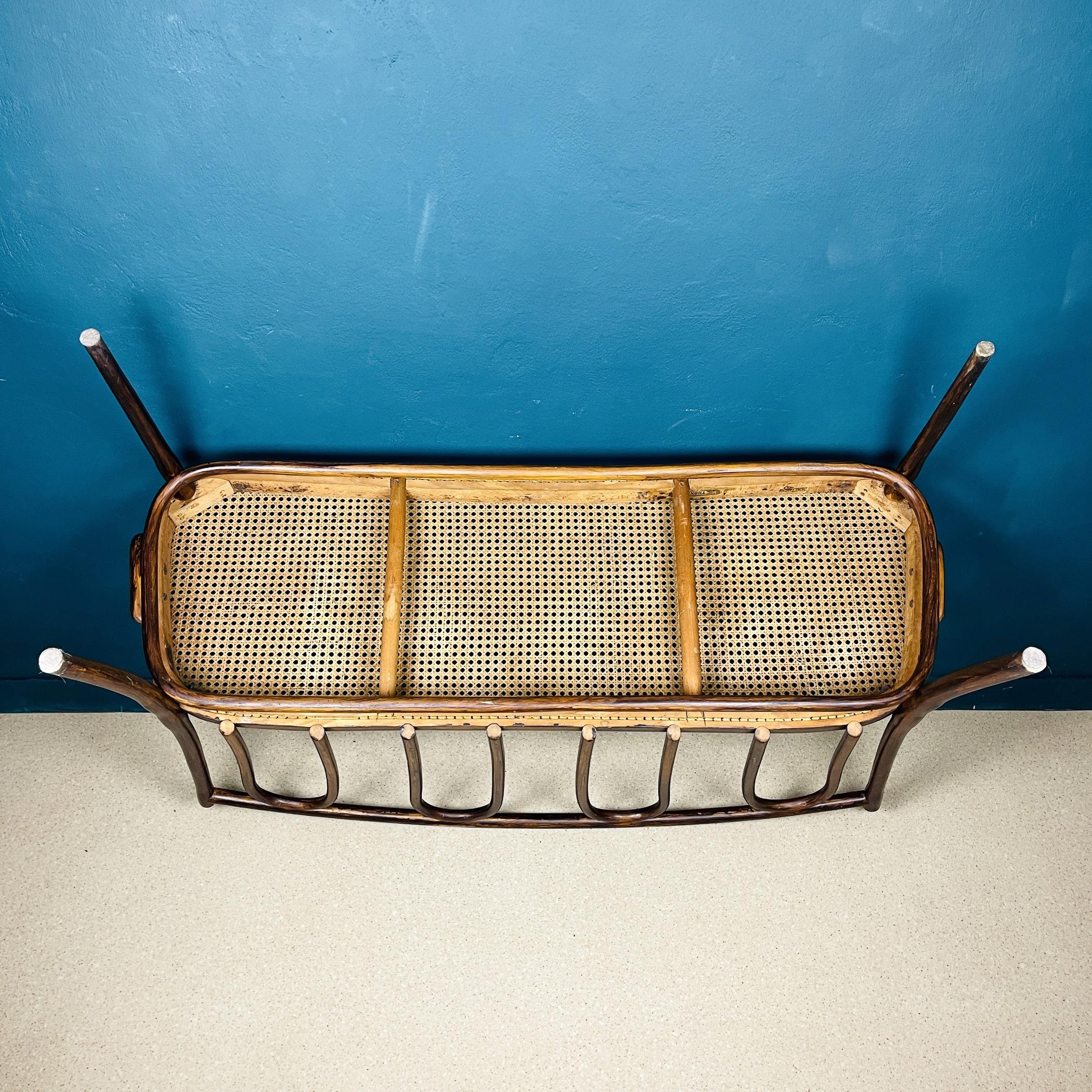 Original Sofa Canape Nr. 56 by Gebrüder Thonet Vienna Austria 1930s 2