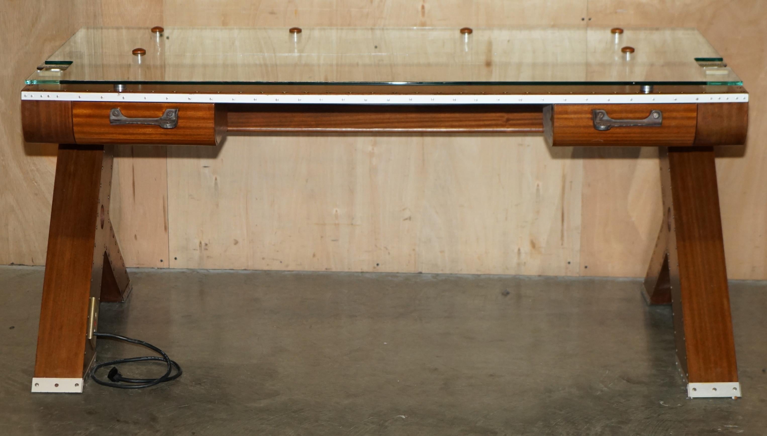 ORIGINAL STAMPED GIANCARLO DE ASTIS T-28 A TROJAN AEROPLANE WiNG AVIATOR DESK For Sale 2