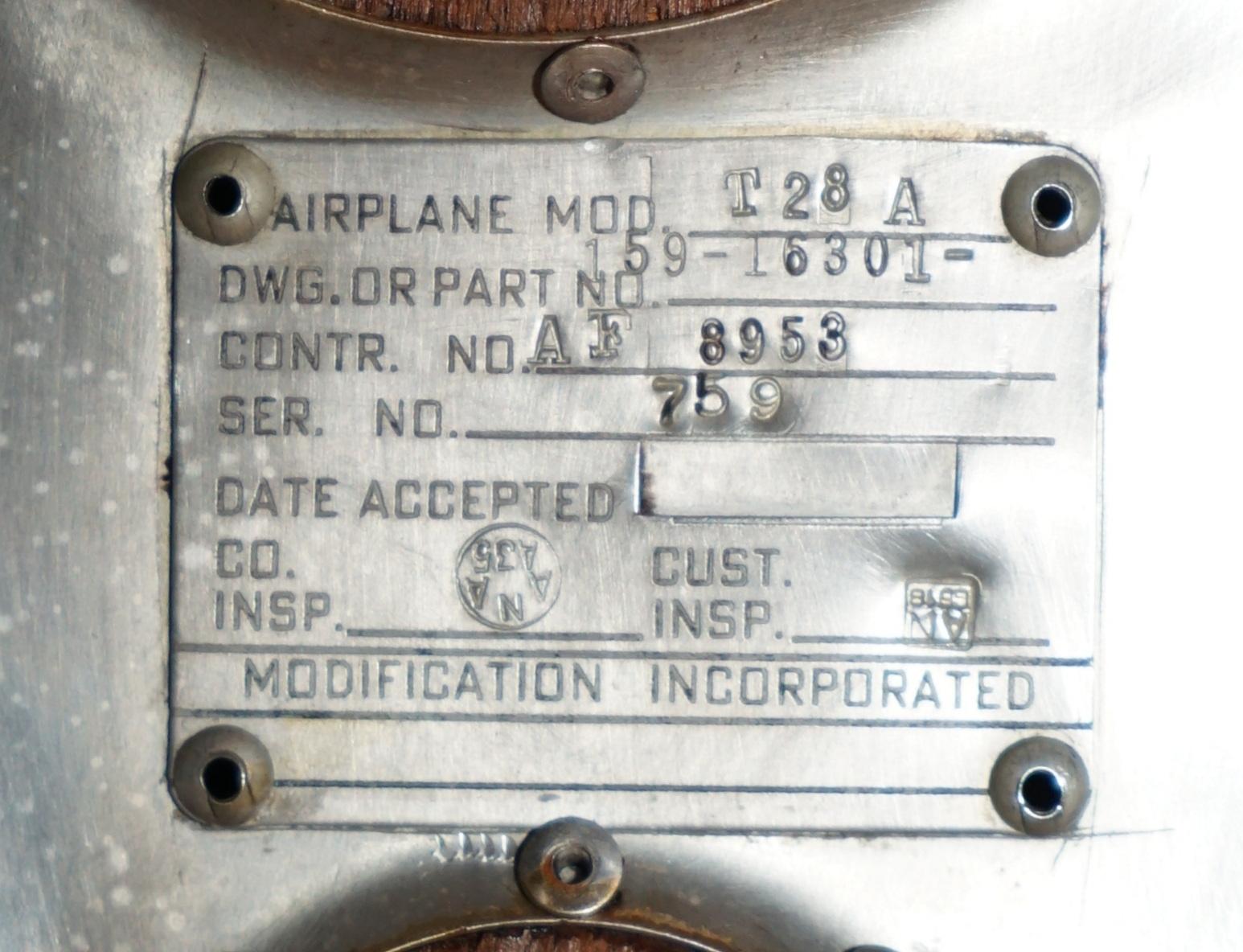 English ORIGINAL STAMPED GIANCARLO DE ASTIS T-28 A TROJAN AEROPLANE WiNG AVIATOR DESK For Sale