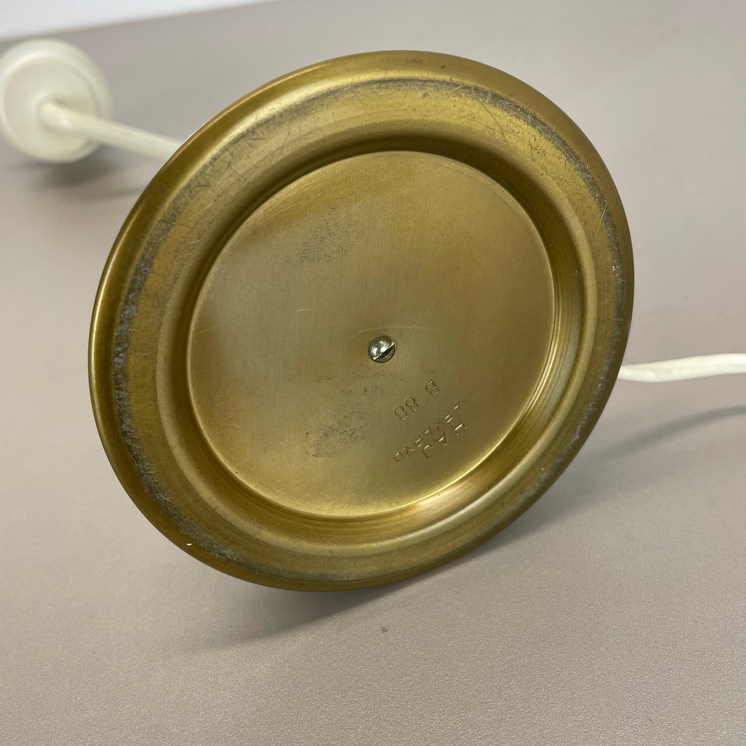 Lampe de table suédoise originale de Hans-Agne Jakobsson AB, Markaryd, Suède 1970 en vente 13