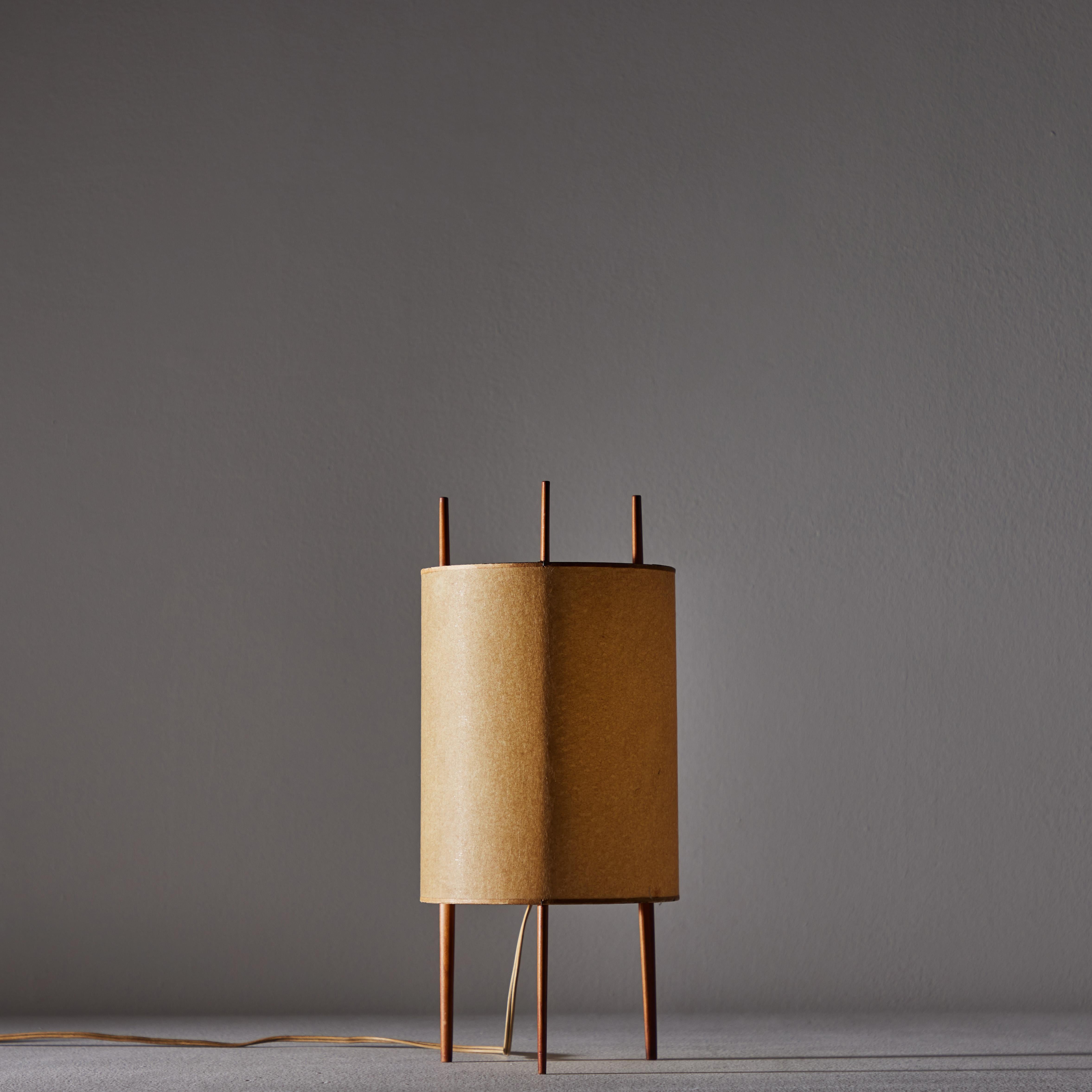 Original Table Lamp by Isamu Noguchi for Knoll  In Good Condition In Los Angeles, CA