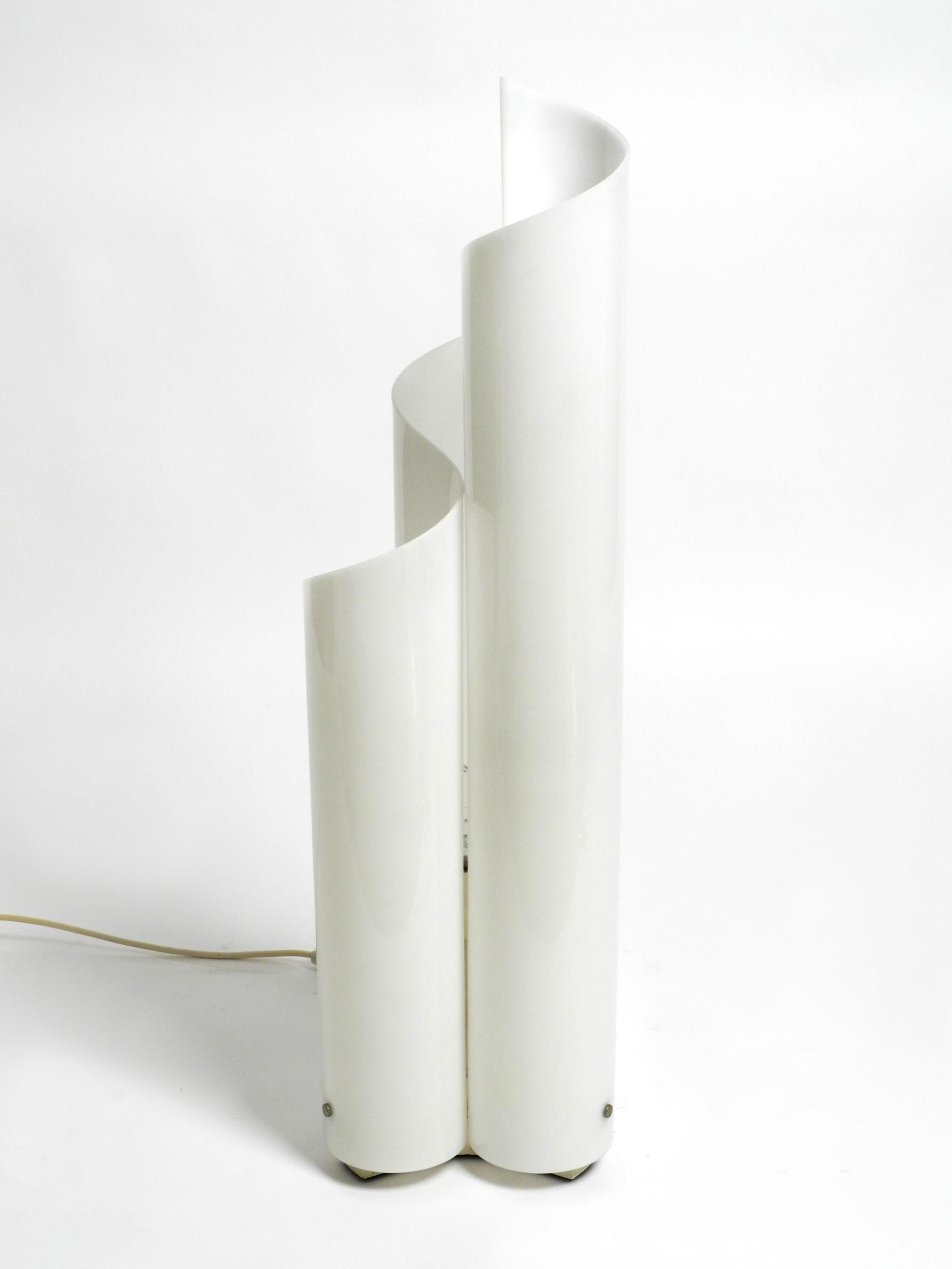 Original table lamp 'Mezzachimera' by Vico Magistretti for Artemide from 1969  5