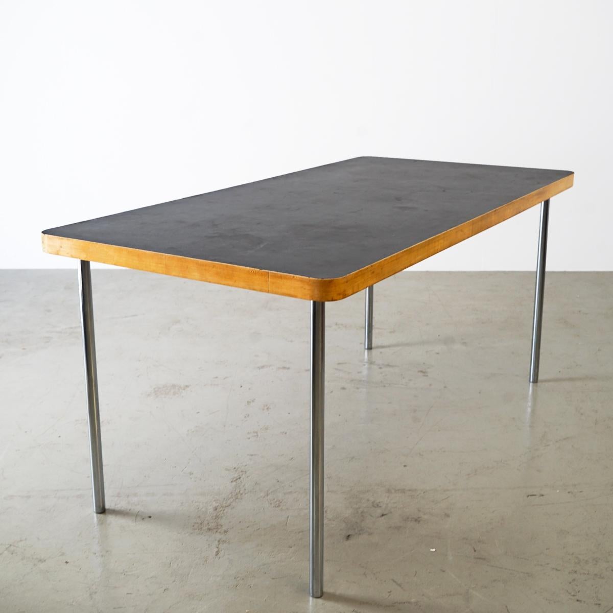 This original dining table, designed by the Hungarian designer and architect Marcel Breuer for Embru, Switzerland, is a very rare classical piece in the design history. Marcel Breuer is classified as the innovator of the furniture with a steel tube