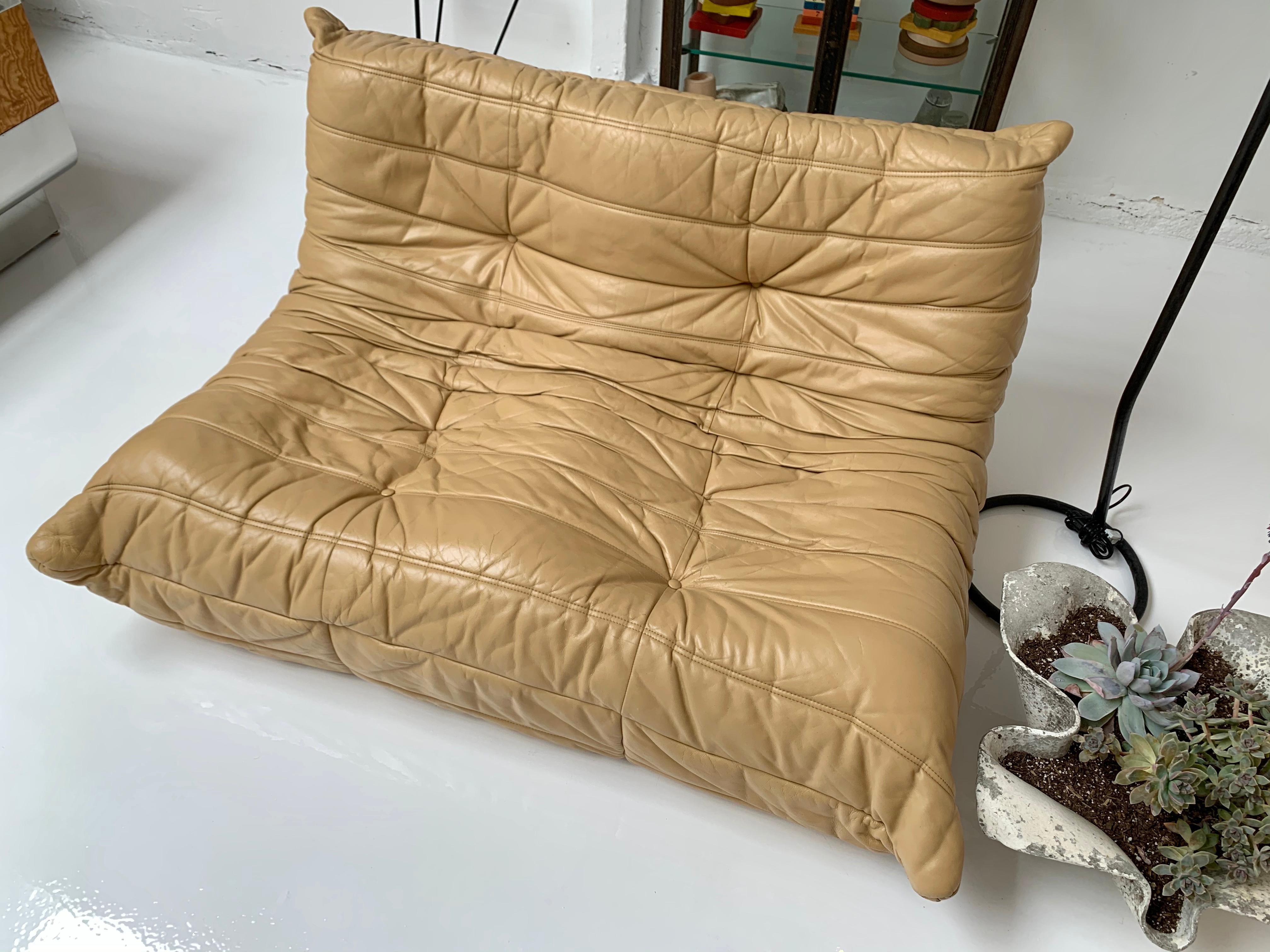 togo sofa original