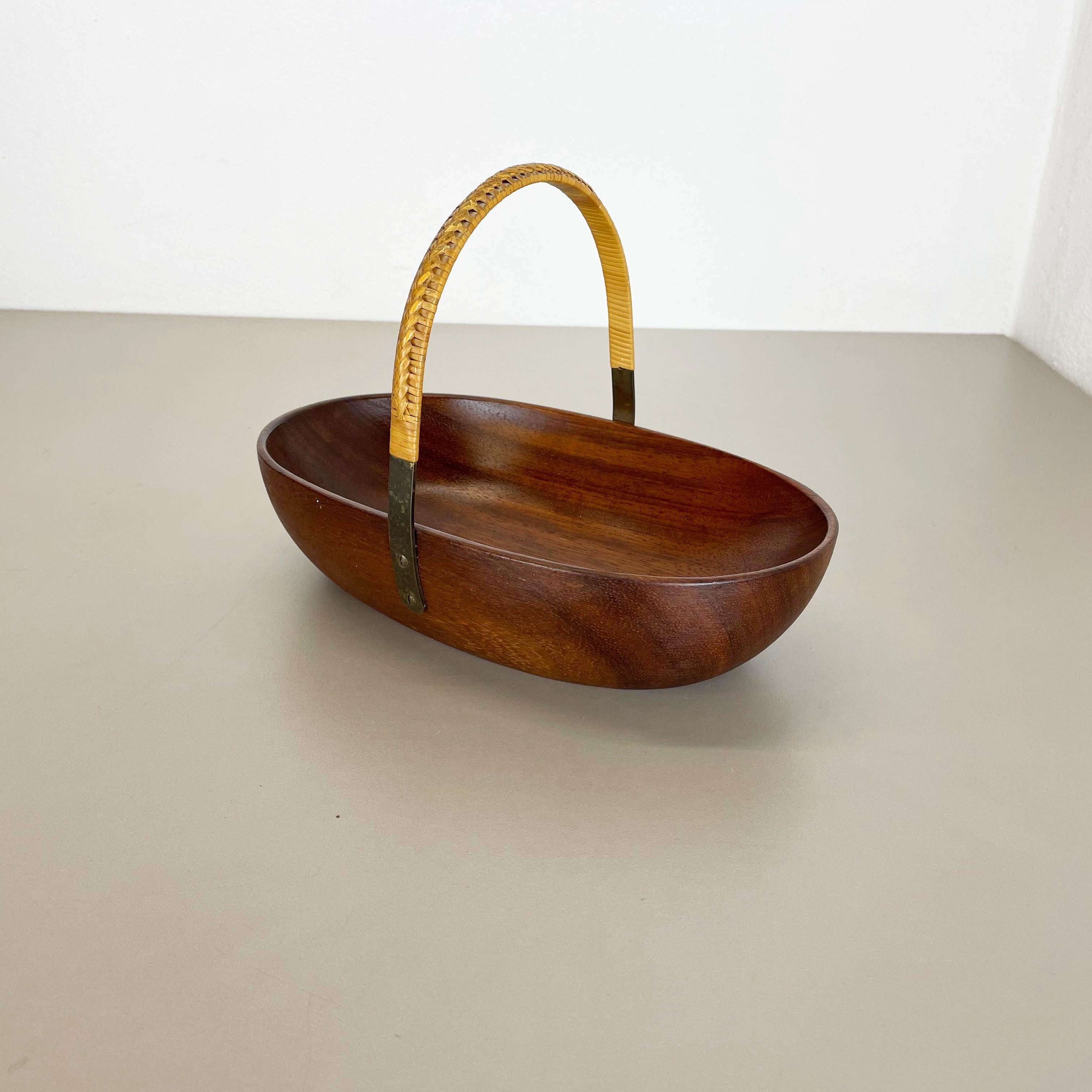 Mid-Century Modern Original Teak Bowl with Brass and Rattan Handle by Carl Auböck Austria, 1950