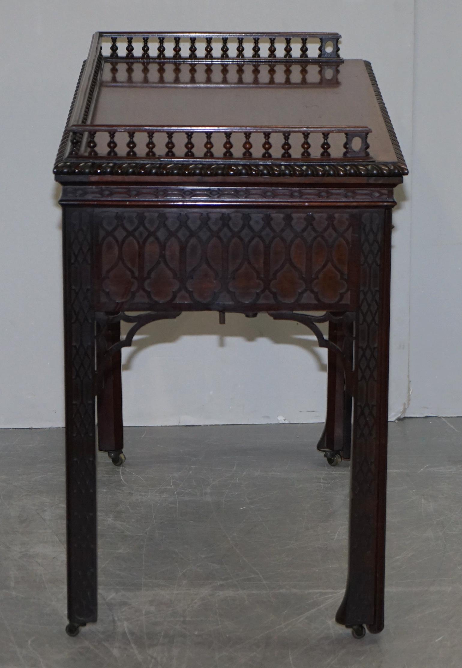 Original Thomas Chippendale George III Hardwood Architect's Work Desk Table For Sale 4