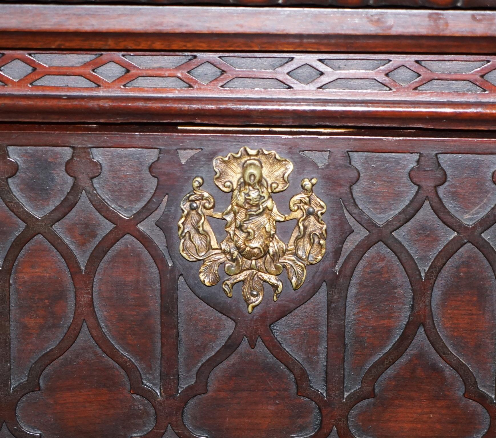 Bois de feuillus Table de bureau d'architecte en bois dur d'origine Thomas Chippendale George III en vente