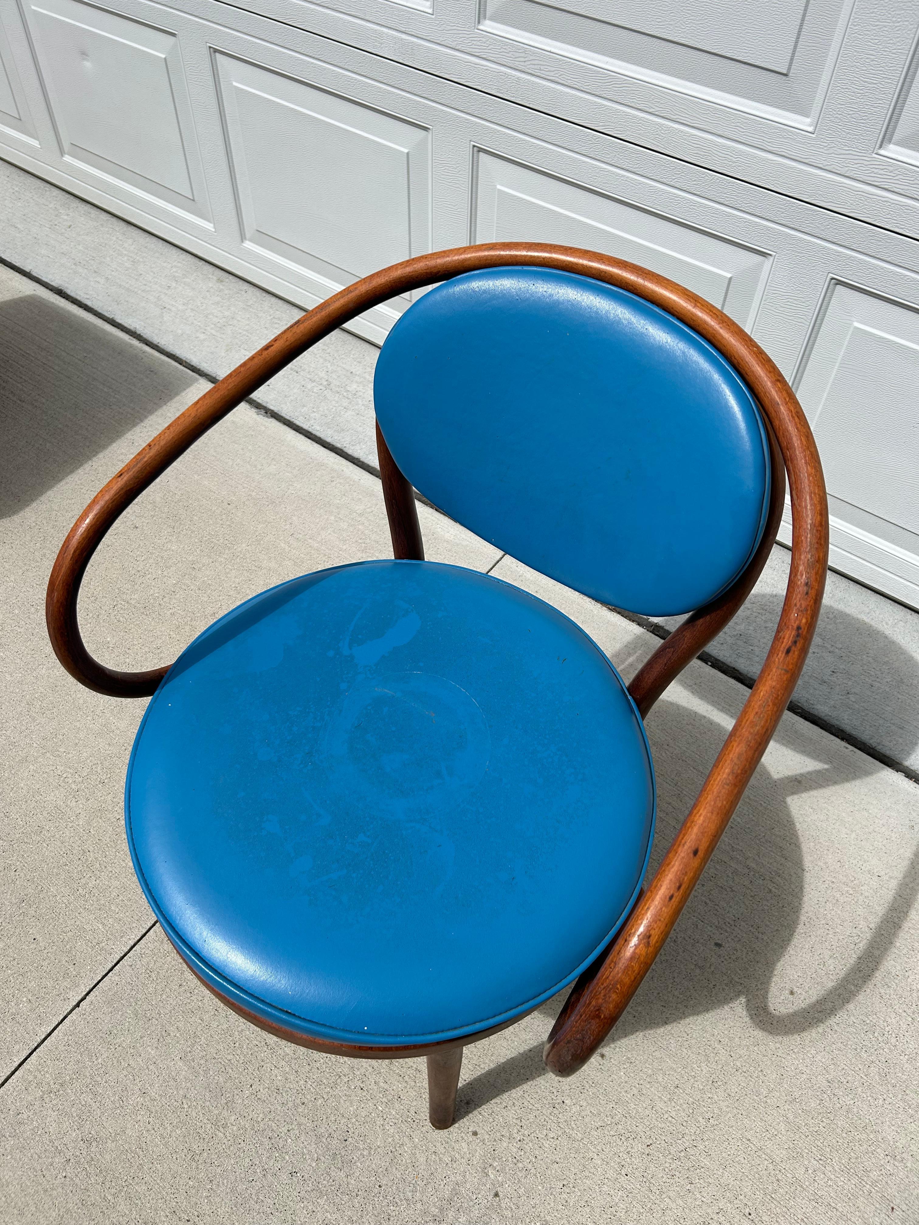 Original Thonet 209 Dining Chair For Sale 1