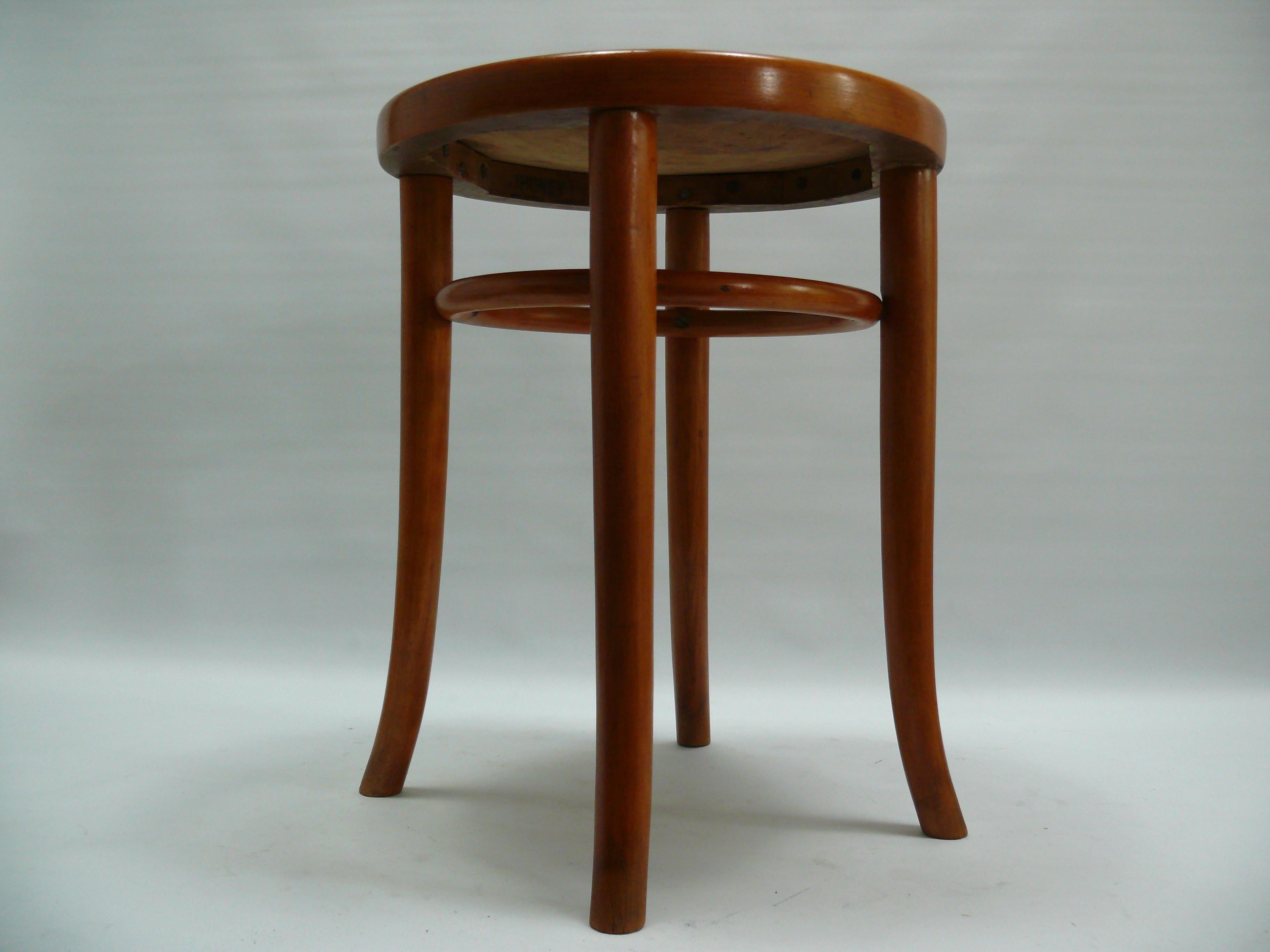 Original THONET Bentwood Stool, Mid 20th Century In Good Condition For Sale In Schwerin, MV