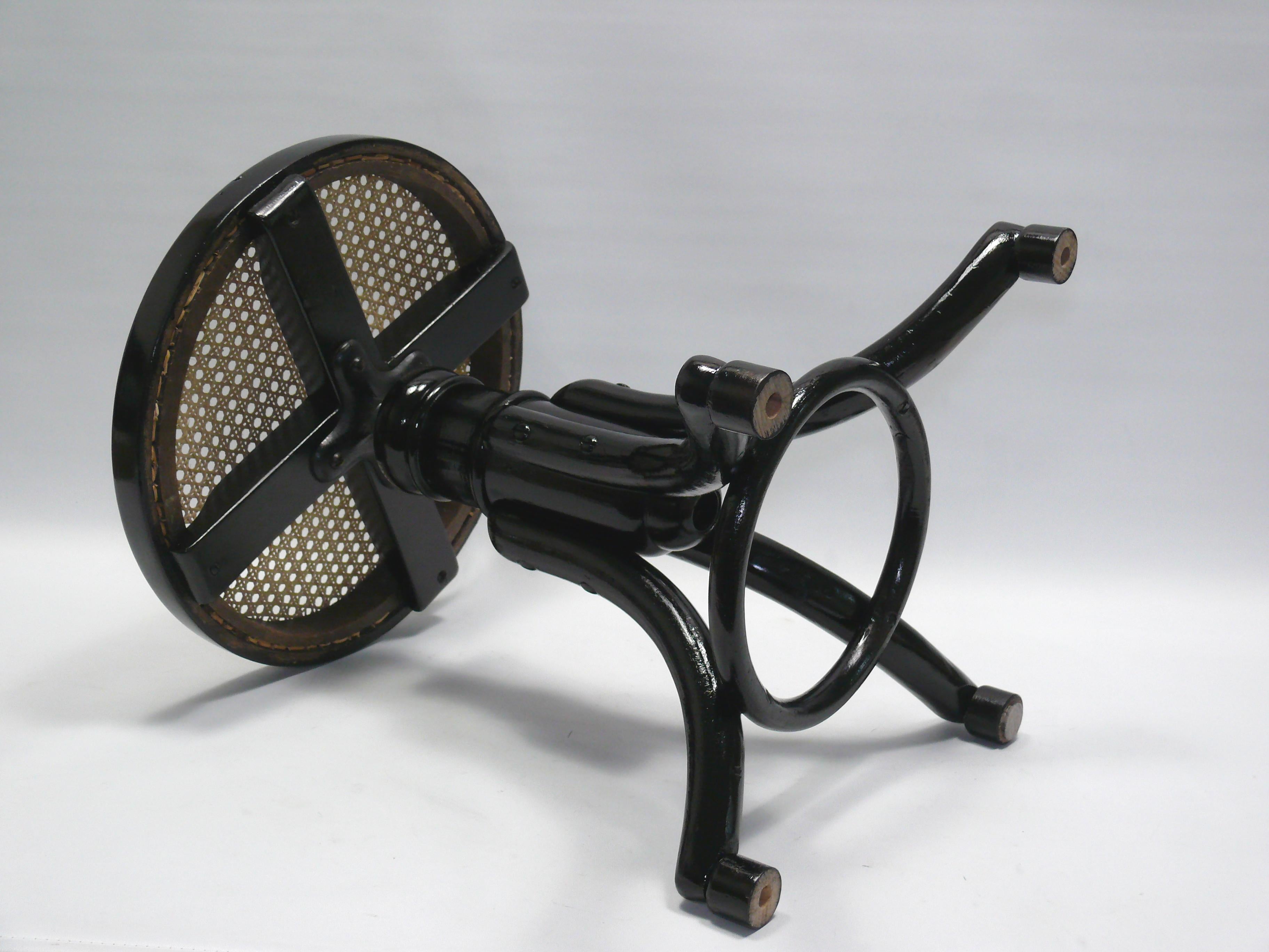 Original Thonet Piano Stool, Early 20th Century, Restaured 3