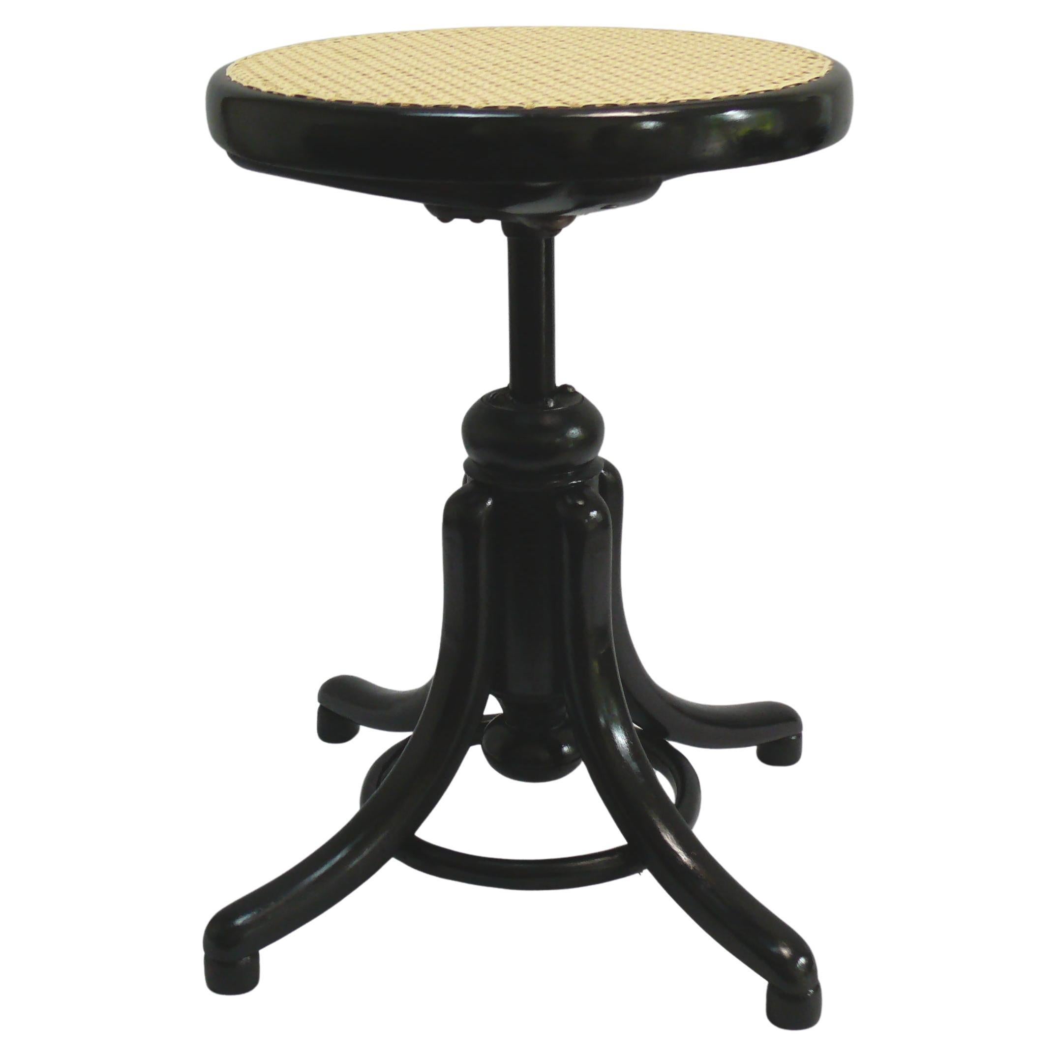 Original Thonet Piano Stool, Early 20th Century, Restaured For Sale