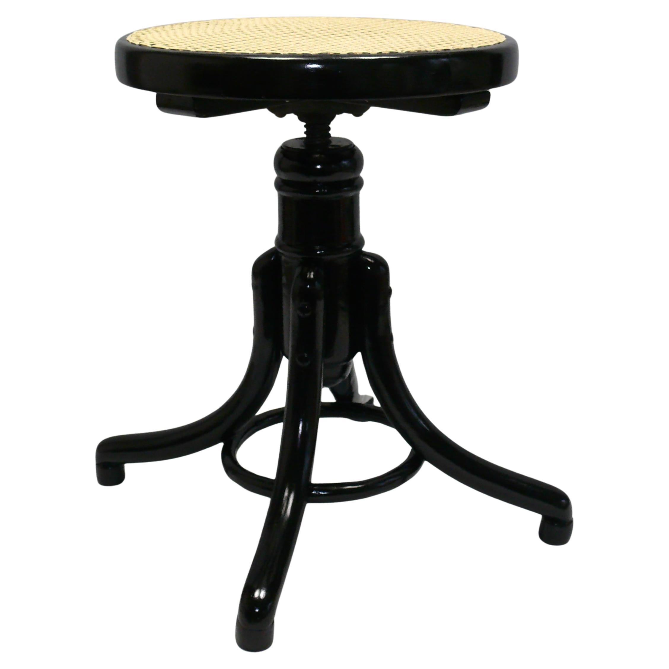 Originaler Klavierhocker aus Thonet, frühes 20. Jahrhundert, restauriert im Angebot