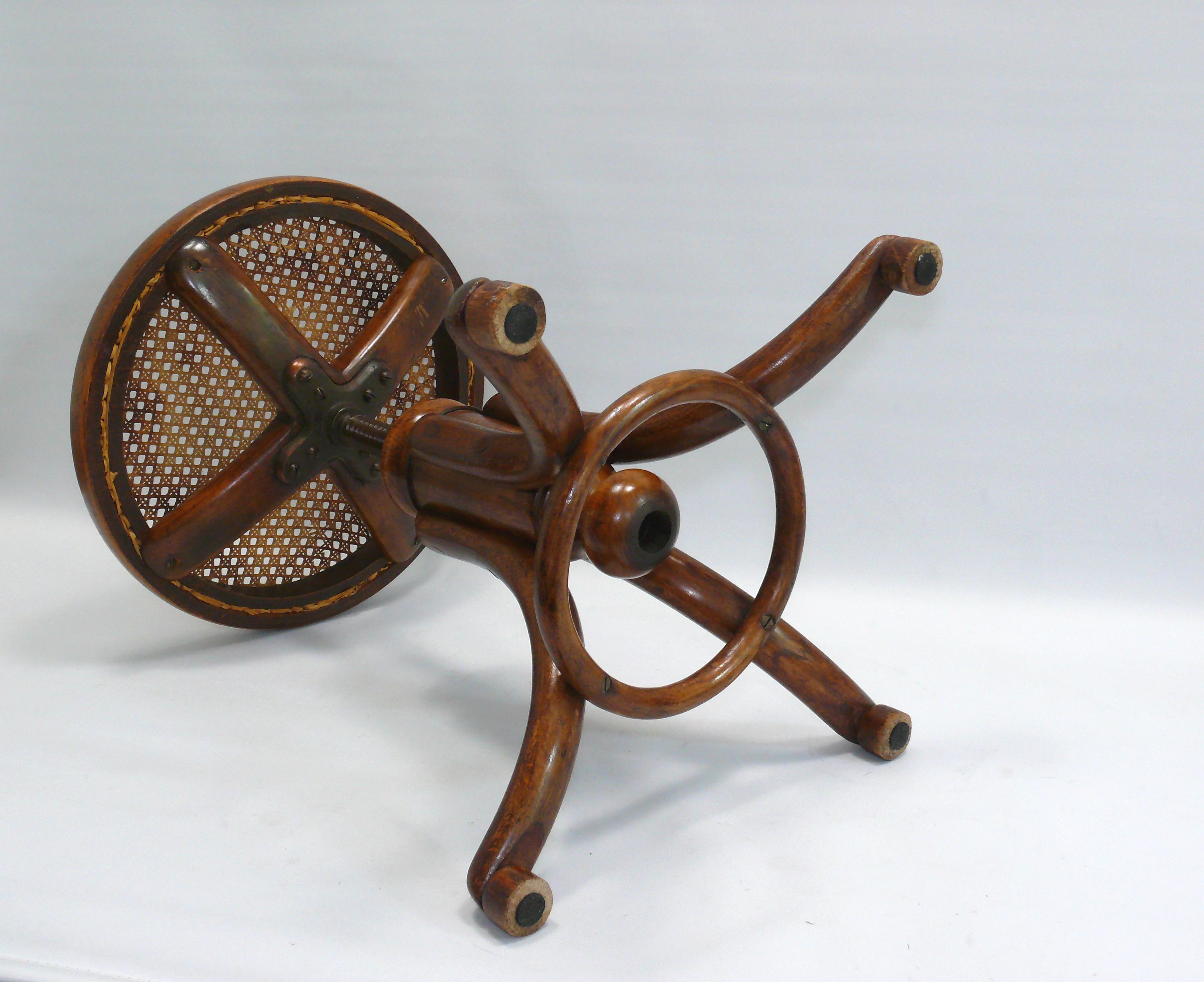 Original Thonet Piano Stool No. 1, Late 19th Century 5