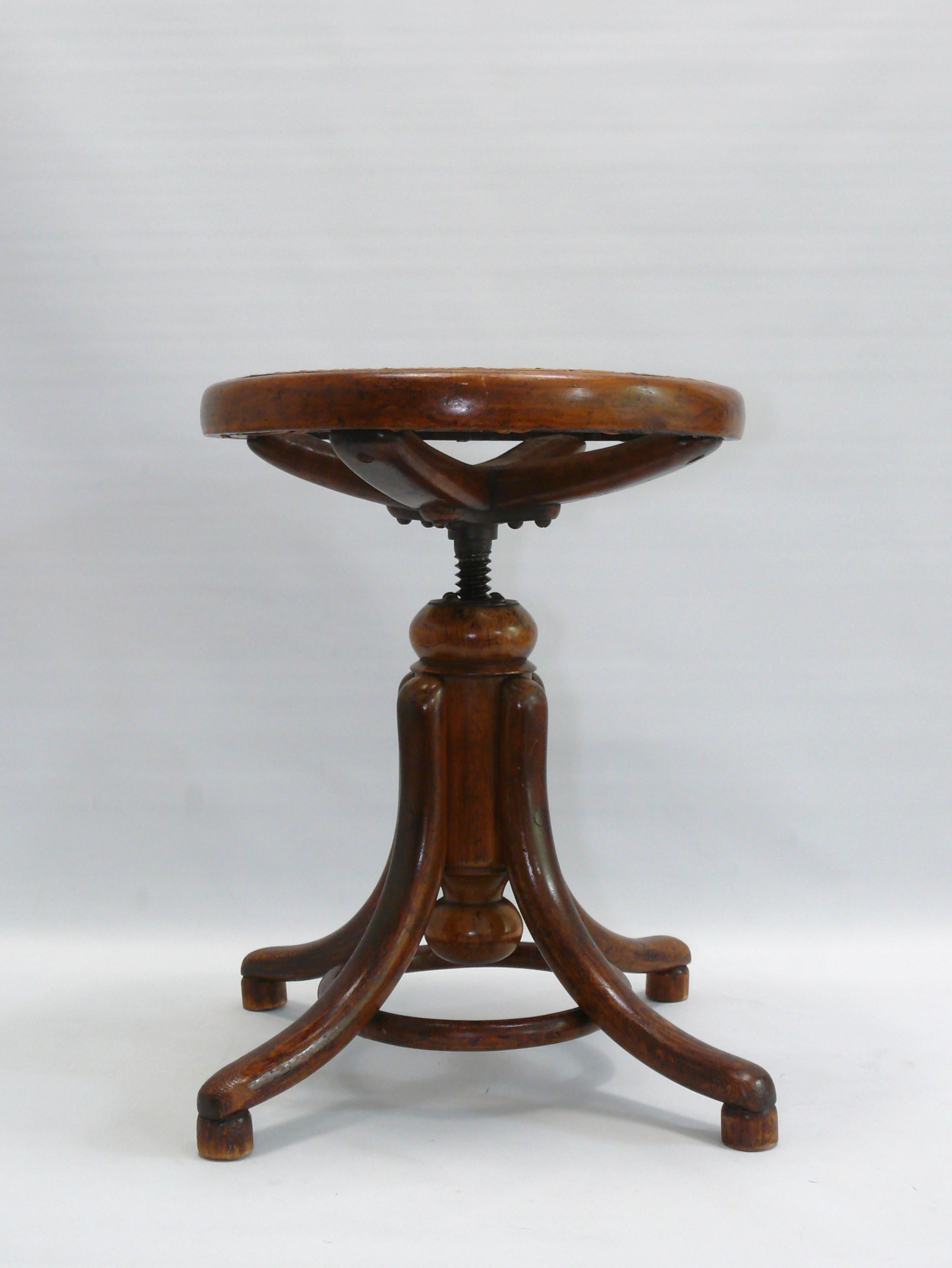 Woodwork Original Thonet Piano Stool No. 1, Late 19th Century