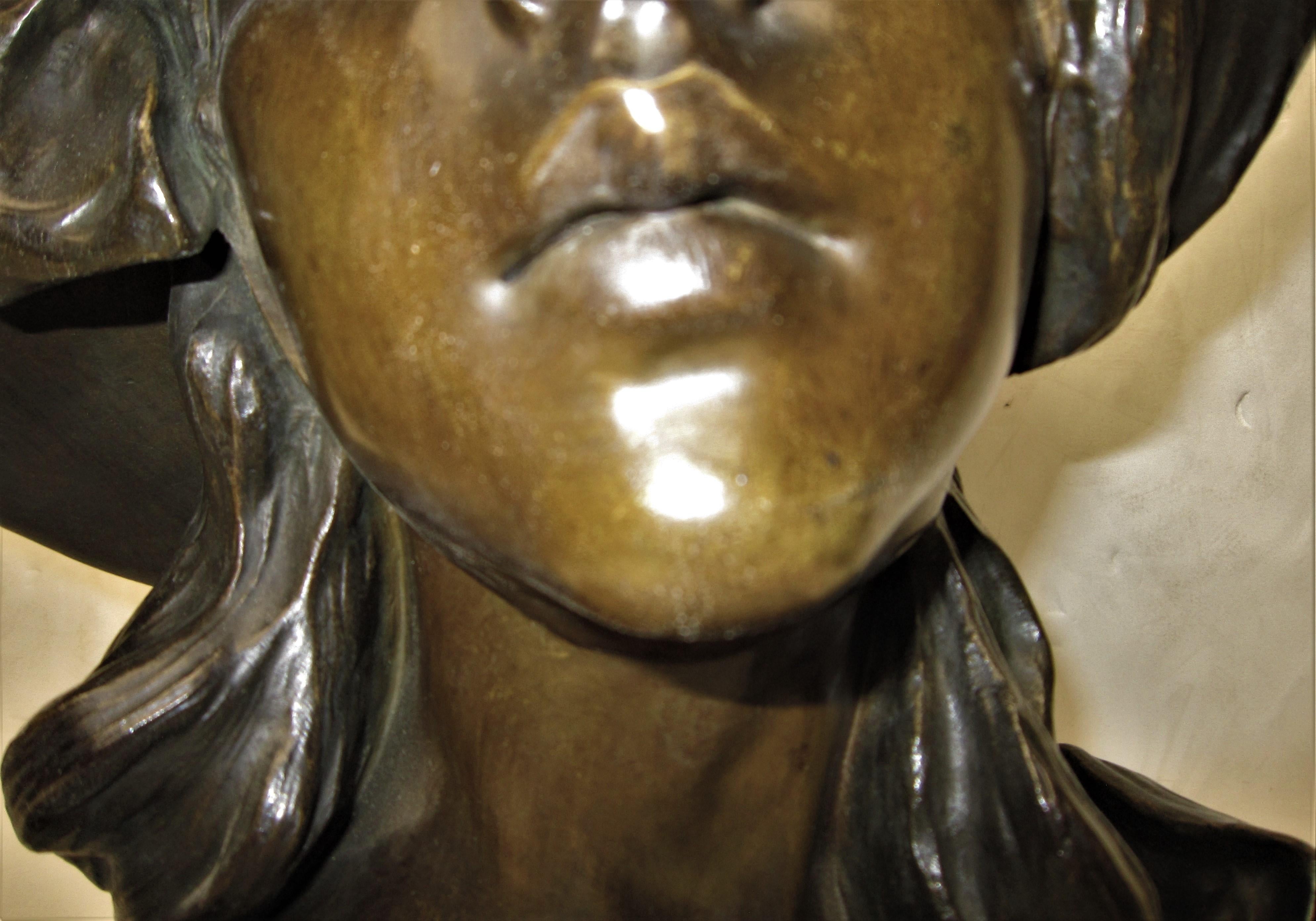 Buste original en bronze de Tiffany représentant une femme signé E. Villanis en vente 4