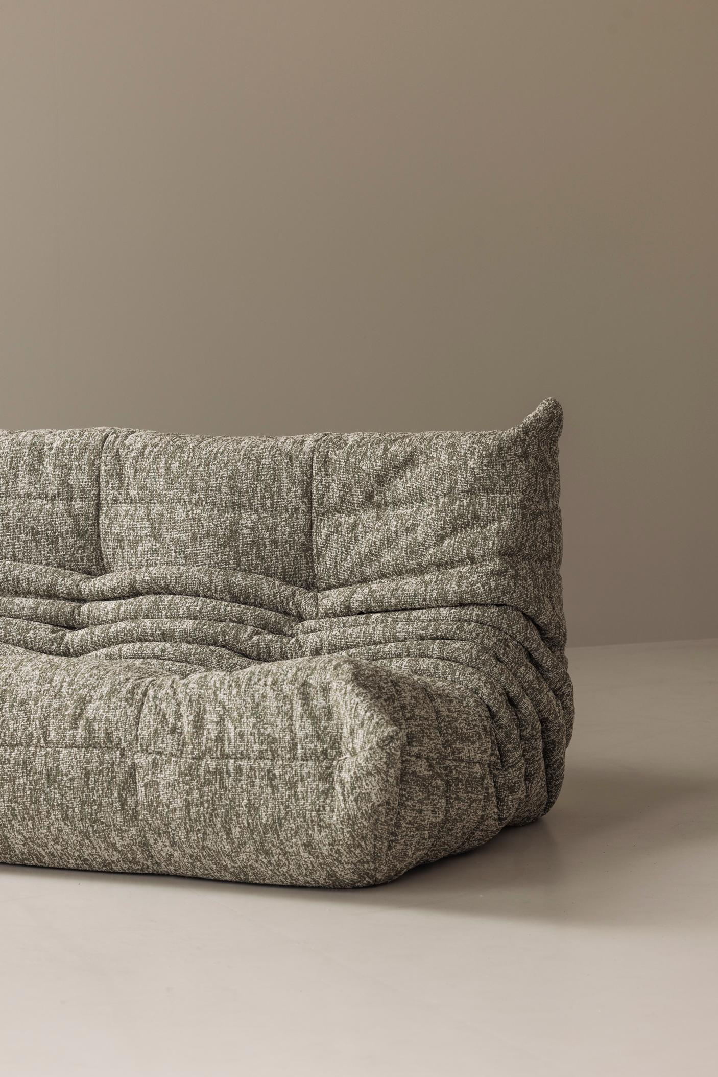 Original ‘Togo’ 3-seater by Michel Ducaroy for Ligne Roset, France 1960’s. Bon état - En vente à Antwerp, BE