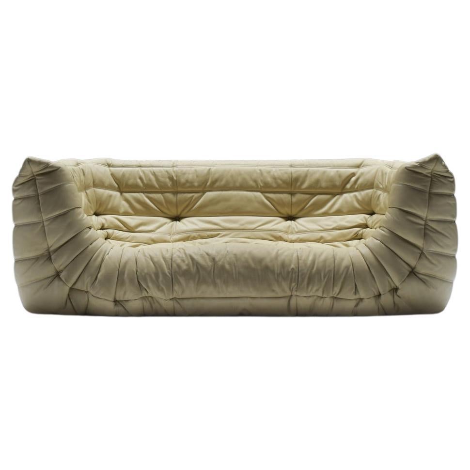 Original Togo Medium Settee en cuir beige 2007 - Michel Ducaroy - Ligne Roset en vente
