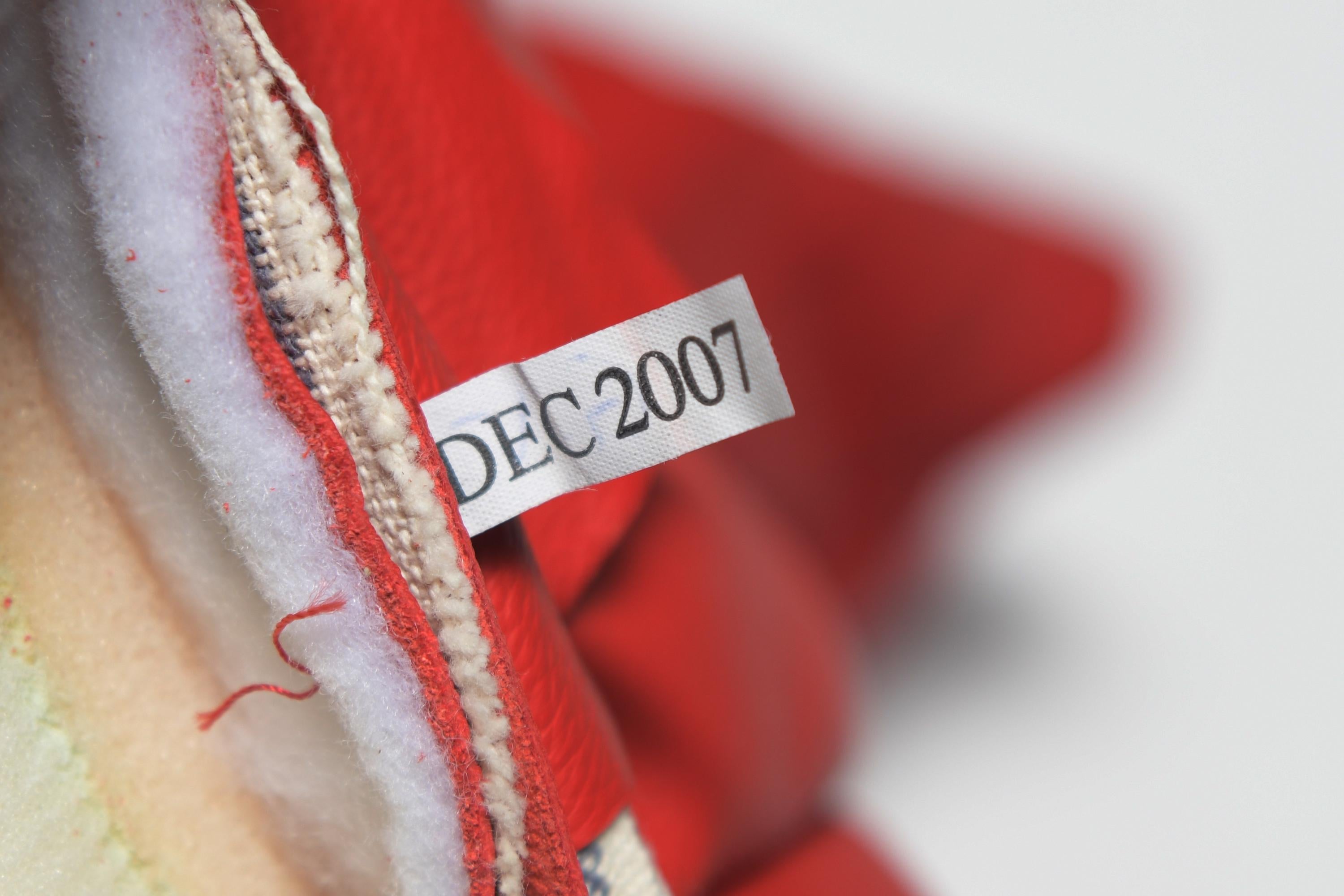 Togo & poof (2007) en cuir rouge de Michel Ducaroy pour Ligne Roset en vente 2