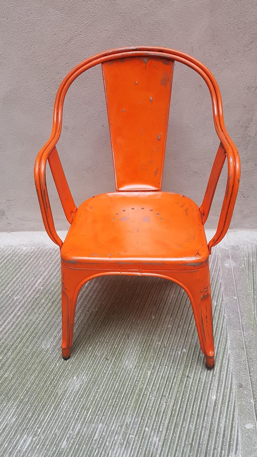 Original Tolix chairs model C. This specific model of Tolix chairs has become really rare and difficult to find. Coming from France circa 1940-1950 they were originally used in the French Bistrots, these 6 charming chairs are in the typical 'Red