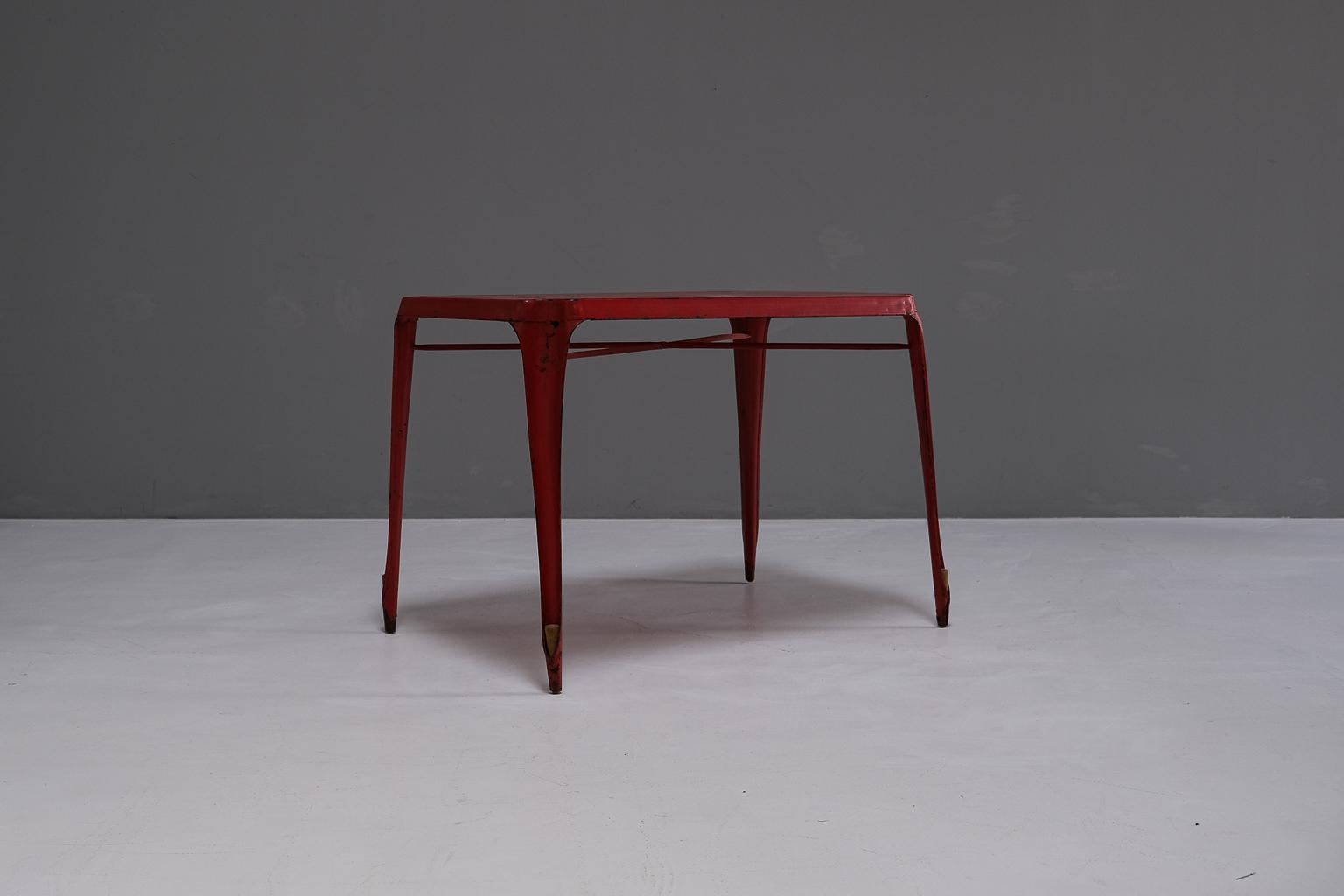 Original Tolix Garten-Esstisch von Xavier Pauchard, Frankreich, 1950er Jahre (Mitte des 20. Jahrhunderts) im Angebot