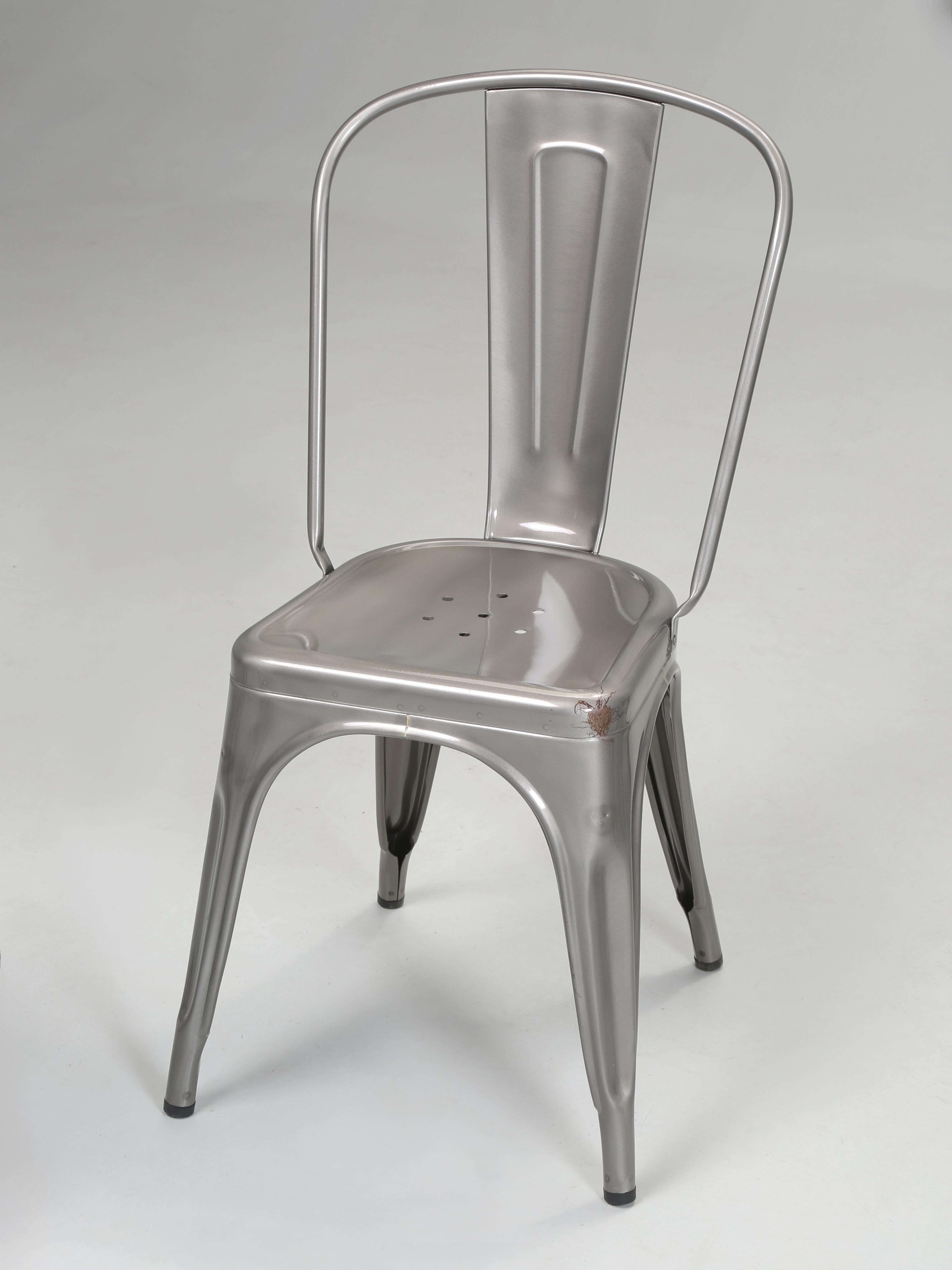 Original Tolix Glossy Grey Chairs french Made - Set of (4) Hundreds Available (Französisch) im Angebot