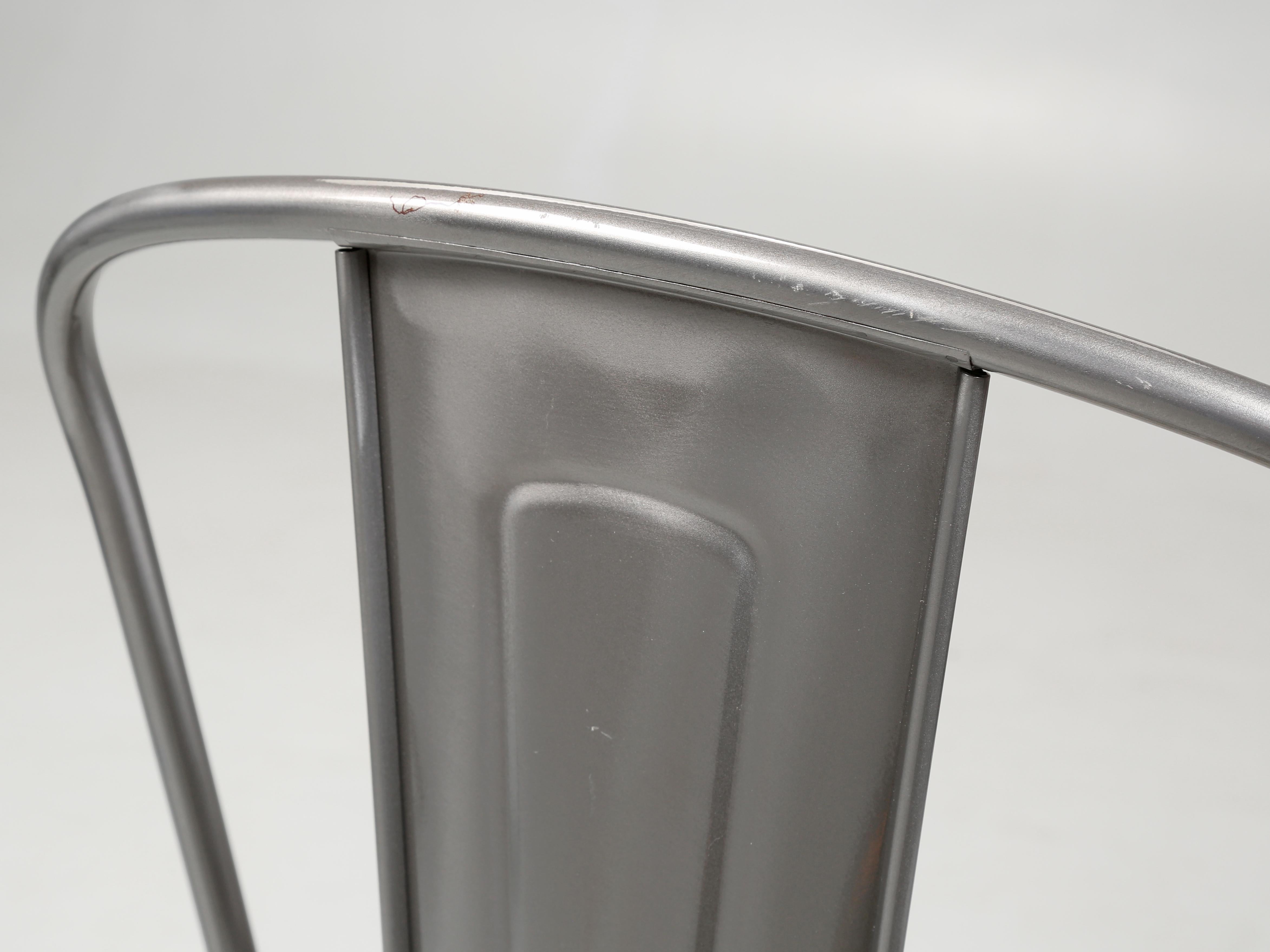 Original Tolix Glossy Grey Chairs french Made - Set of (4) Hundreds Available (Metall) im Angebot