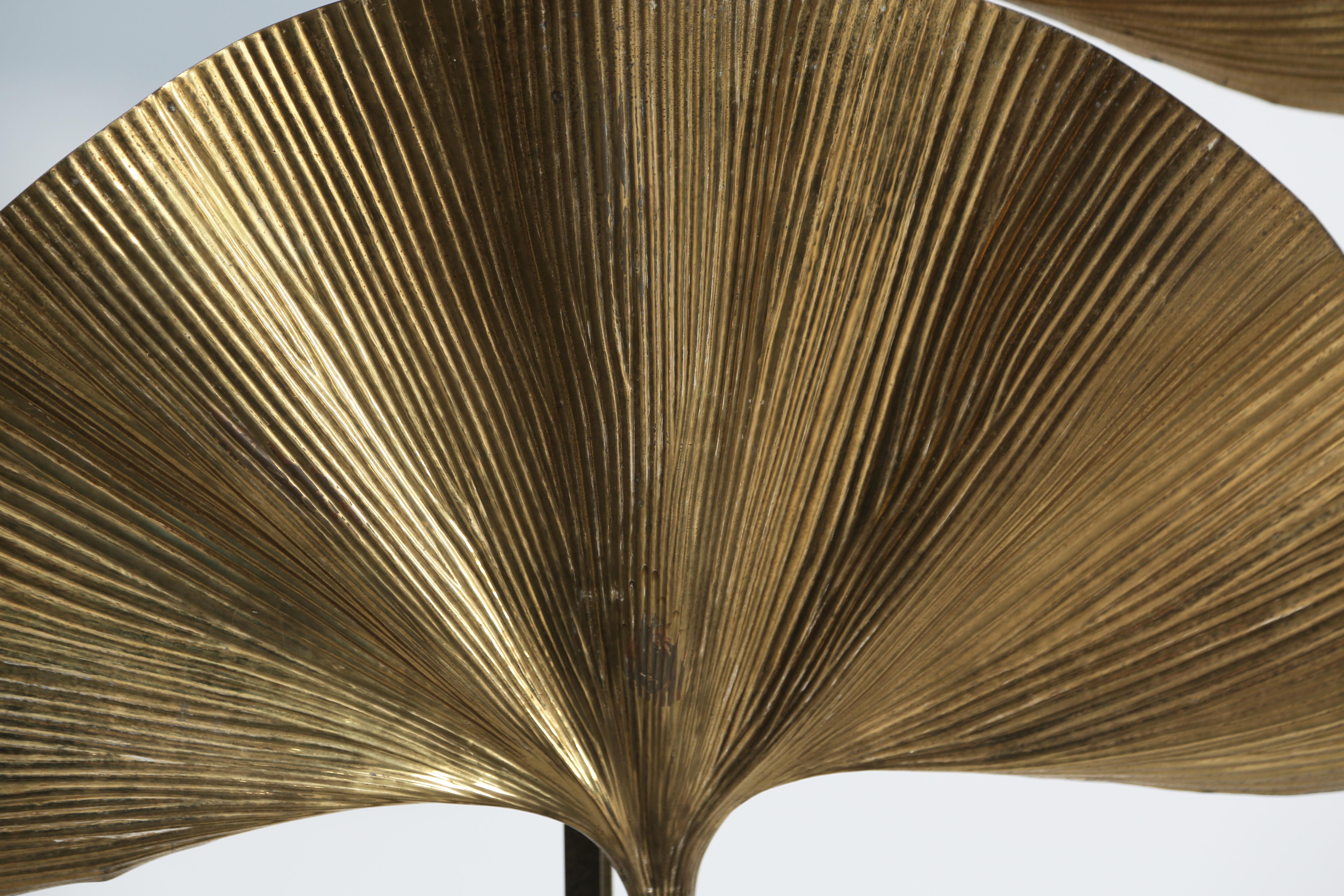 Lampadaire original en laiton Ginkgo de Tommaso Barbi, Italie, années 1970 en vente 3