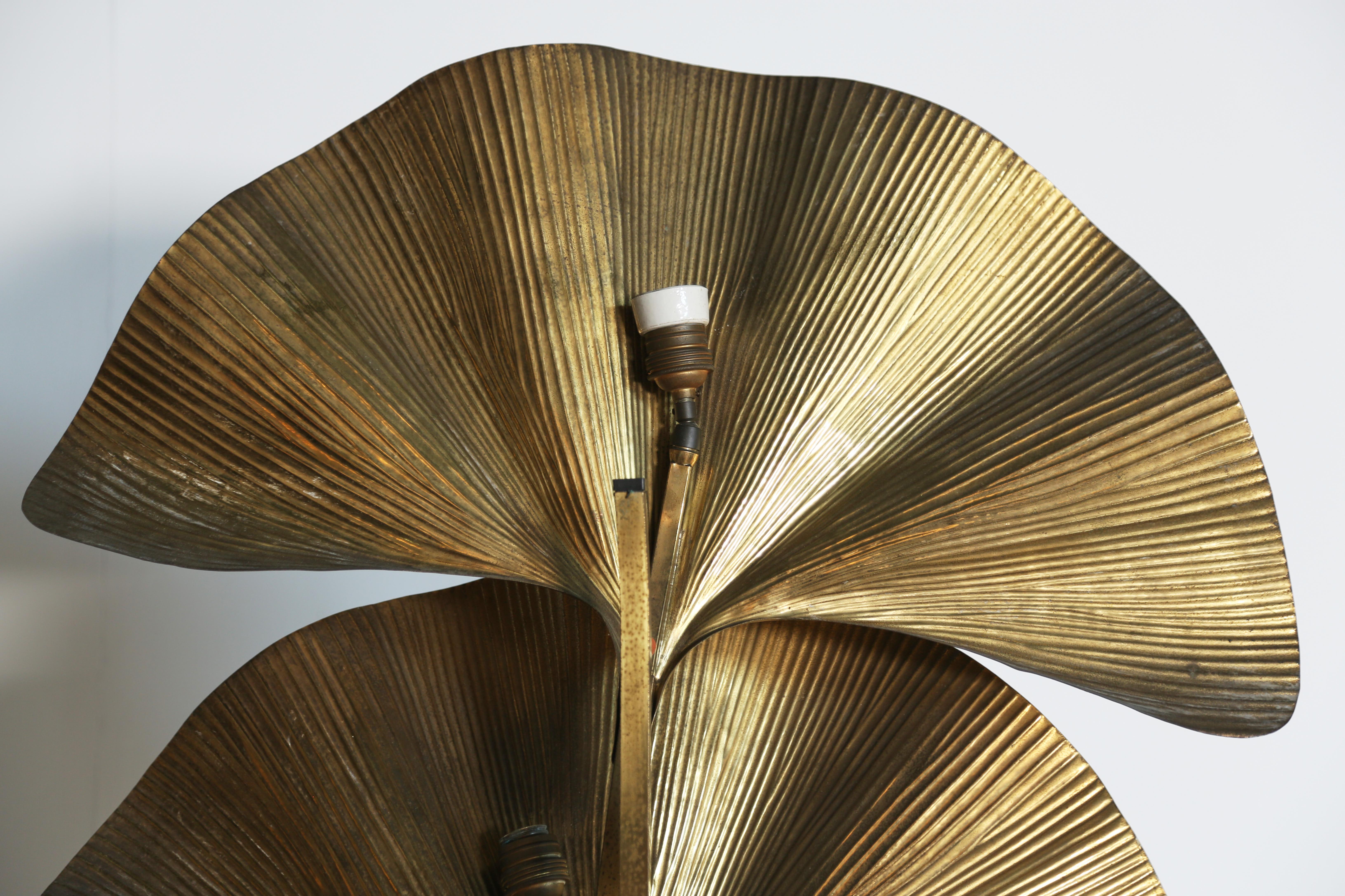 Lampadaire original en laiton Ginkgo de Tommaso Barbi, Italie, années 1970 en vente 7