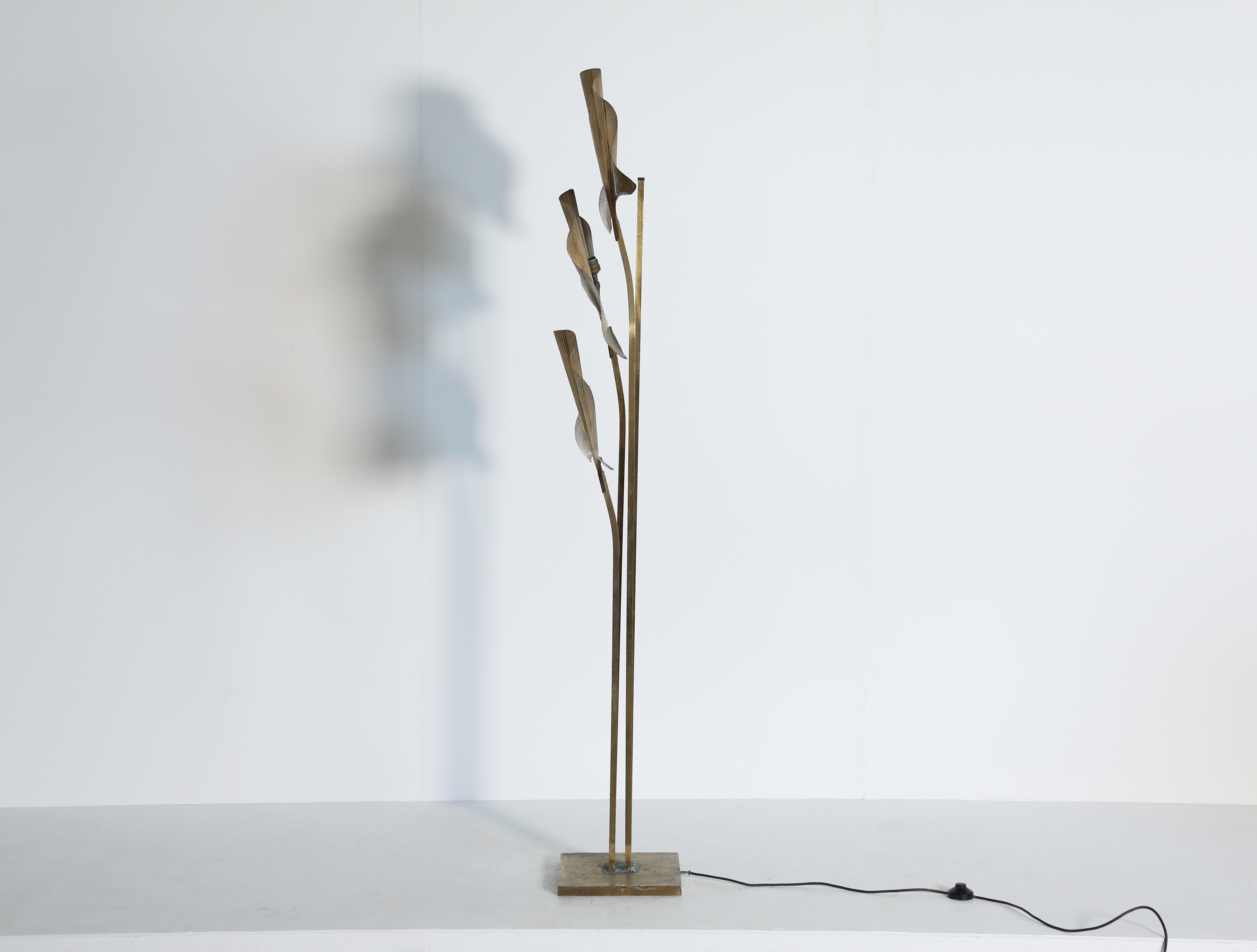 Lampadaire original en laiton Ginkgo de Tommaso Barbi, Italie, années 1970 en vente 11