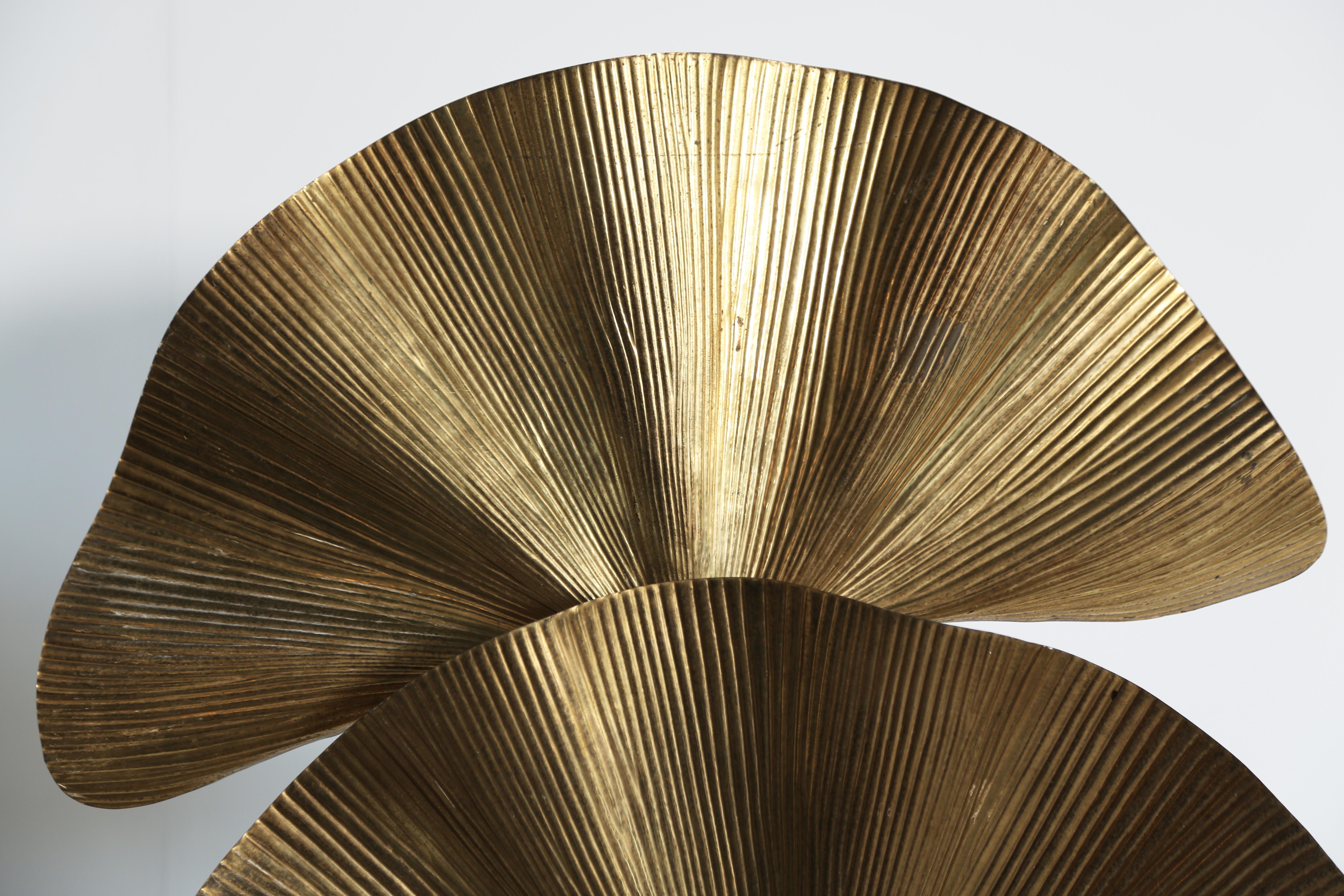 Lampadaire original en laiton Ginkgo de Tommaso Barbi, Italie, années 1970 en vente 1