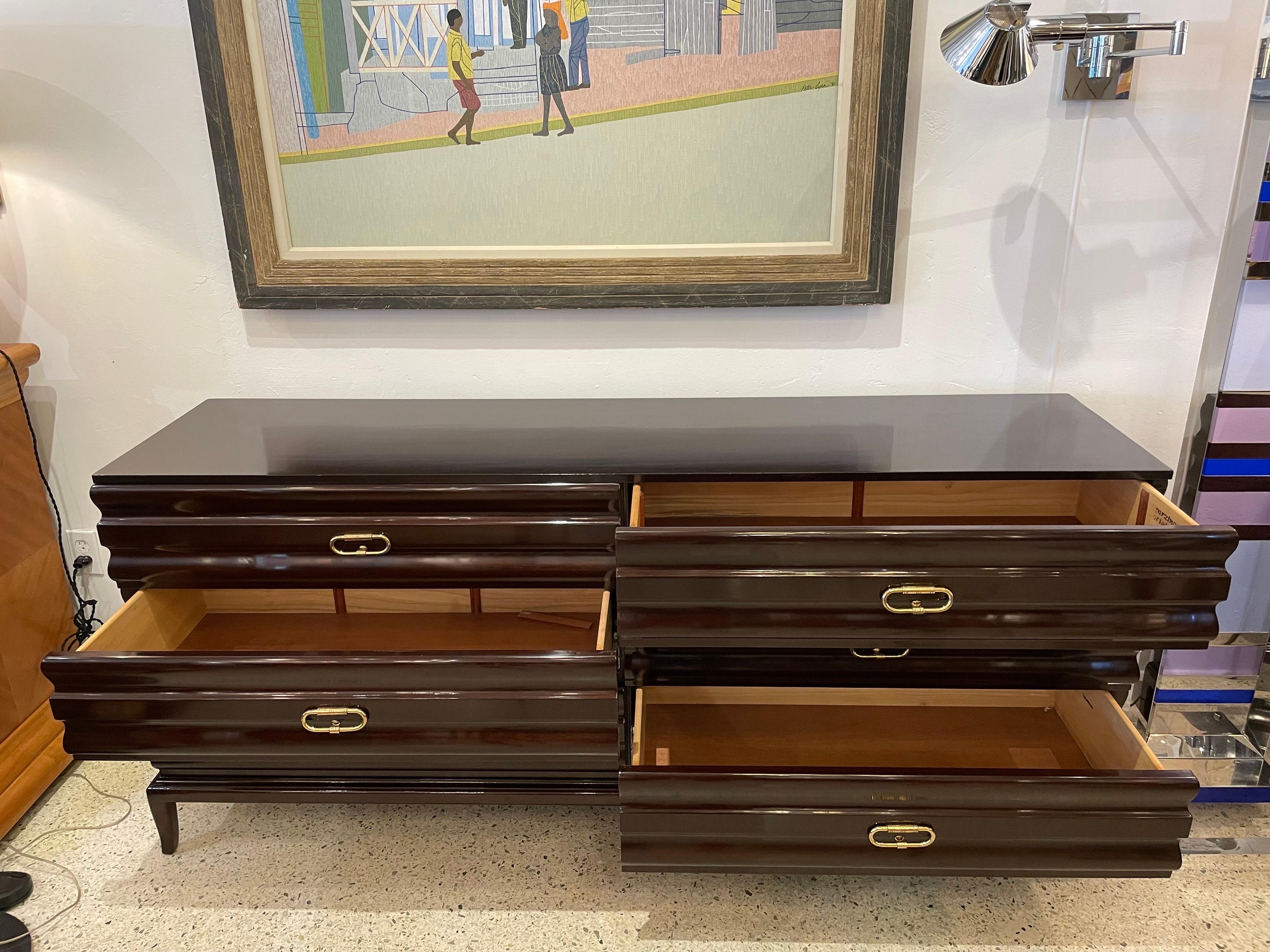 Original Tommi Parzinger Sculpted Front Chest of Drawers 'Signed' In Good Condition For Sale In East Hampton, NY