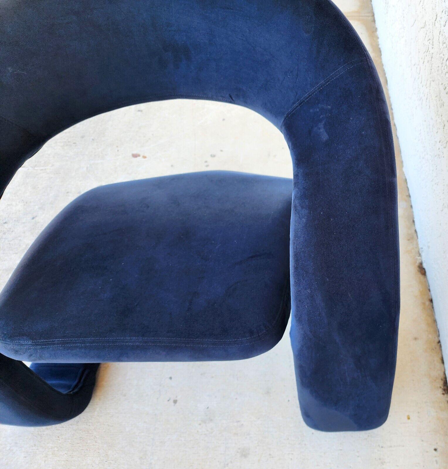 Post-Modern Original Tongue Lounge Chair in Blue by Jaymar For Sale