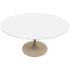 Original Tulip Table by Eero Saarinen Signed Knoll Studio, Round Table