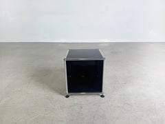 Original USM Haller Couchtisch Nachttisch Beistelltisch stahlblau