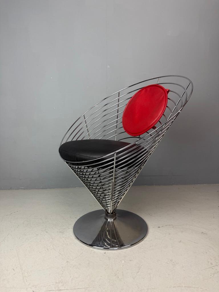Sedia a cono in filo metallico originale di Verner Panton - 1988 - Fritz Hansen - Design danese in vendita 1