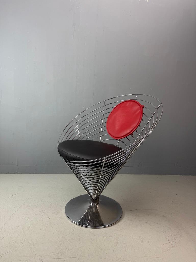 Sedia a cono in filo metallico originale di Verner Panton - 1988 - Fritz Hansen - Design danese in vendita 2