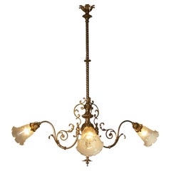Original Wiener Jugendstil-Kronleuchter im Ringstrassen-Stil, restauriert, mit neuen Schirmen