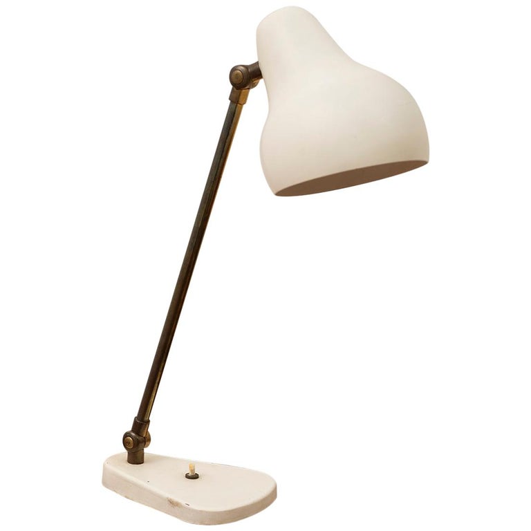 Original Vilhelm Lauritzen for Louis Poulsen Table Lamp, Denmark, 1942 For  Sale at 1stDibs