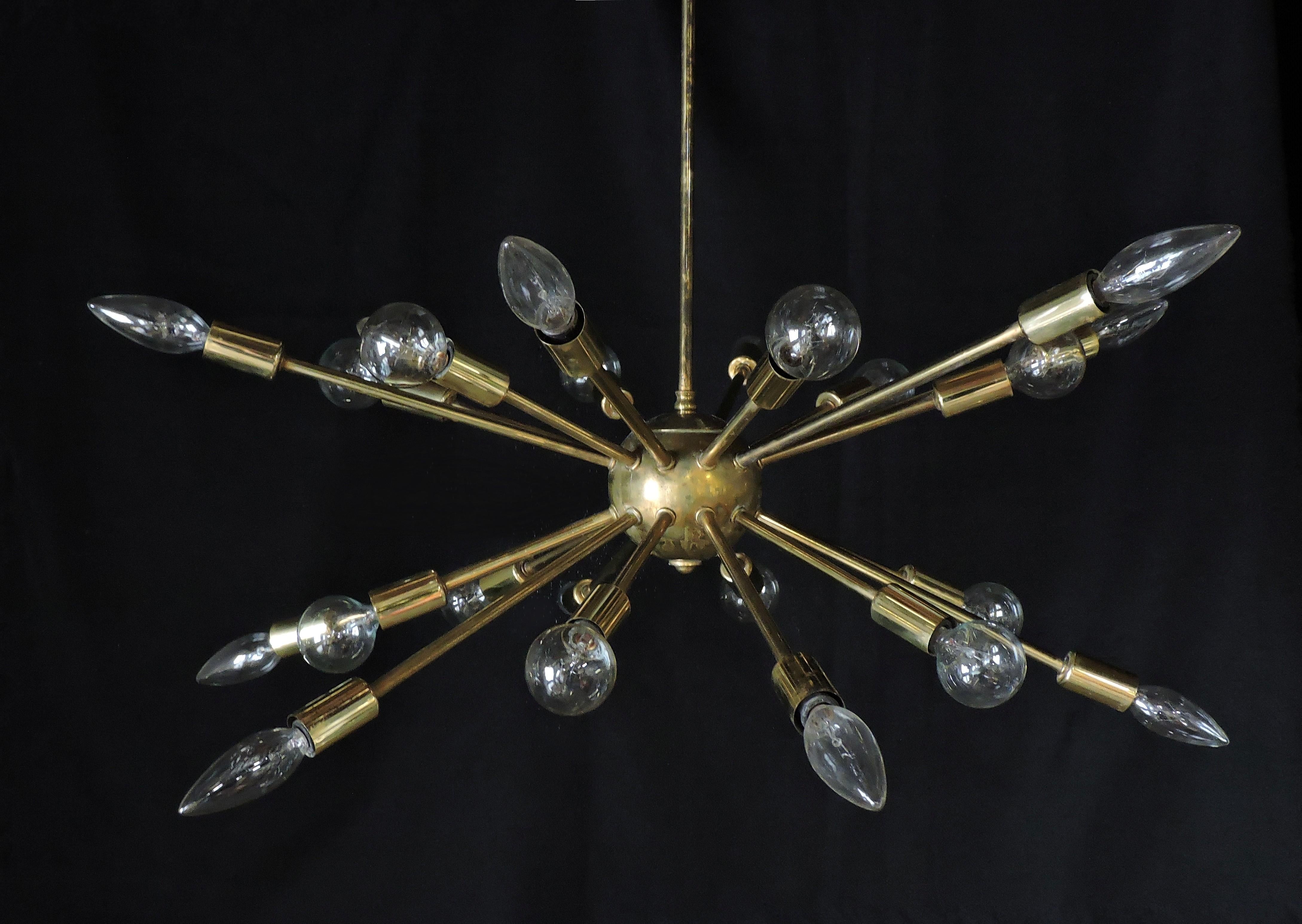 Original Vintage 1960s Mid-Century Modern 24-Arm Brass Sputnik Chandelier 1