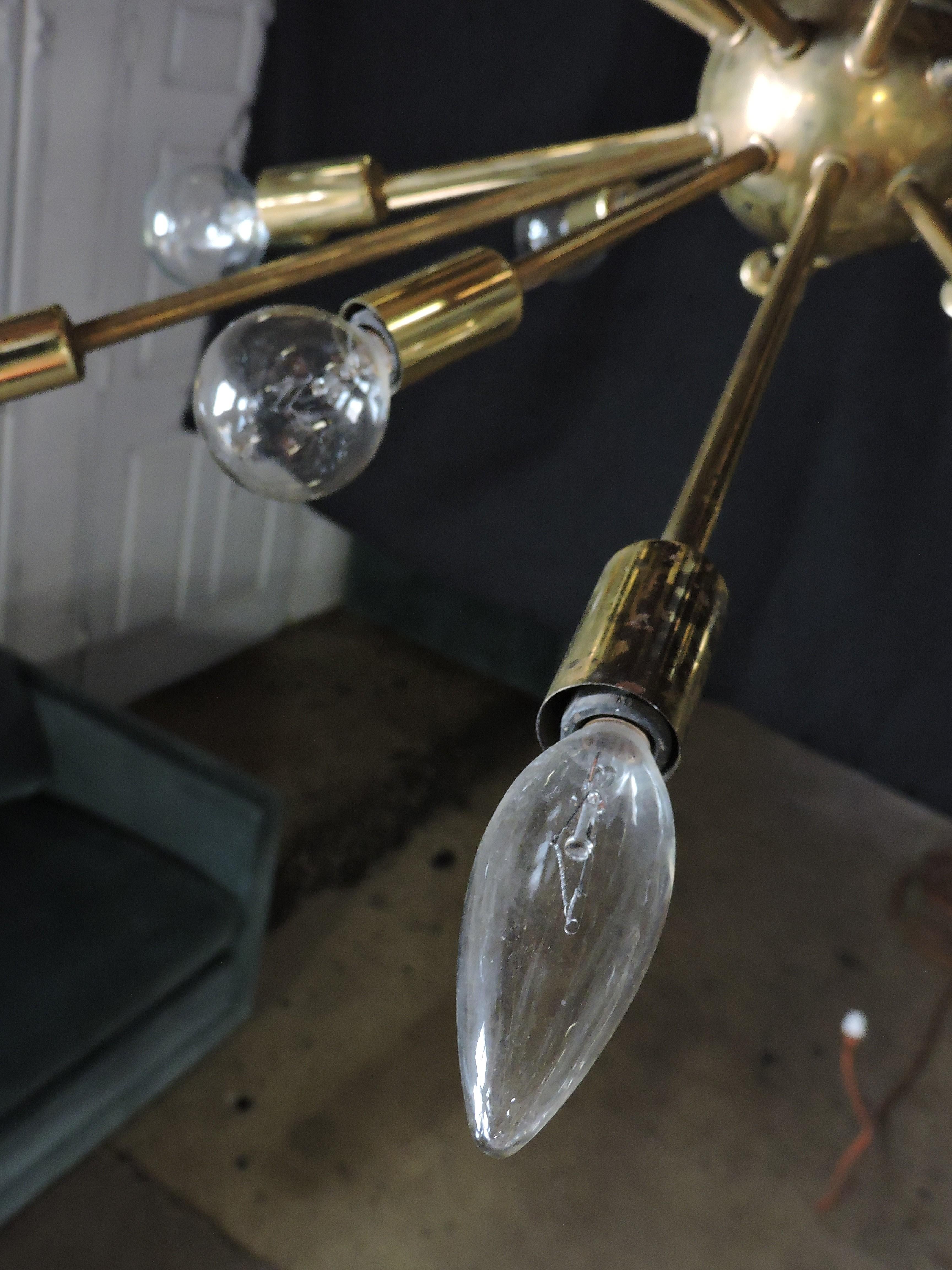 Mid-20th Century Original Vintage 1960s Mid-Century Modern 24-Arm Brass Sputnik Chandelier