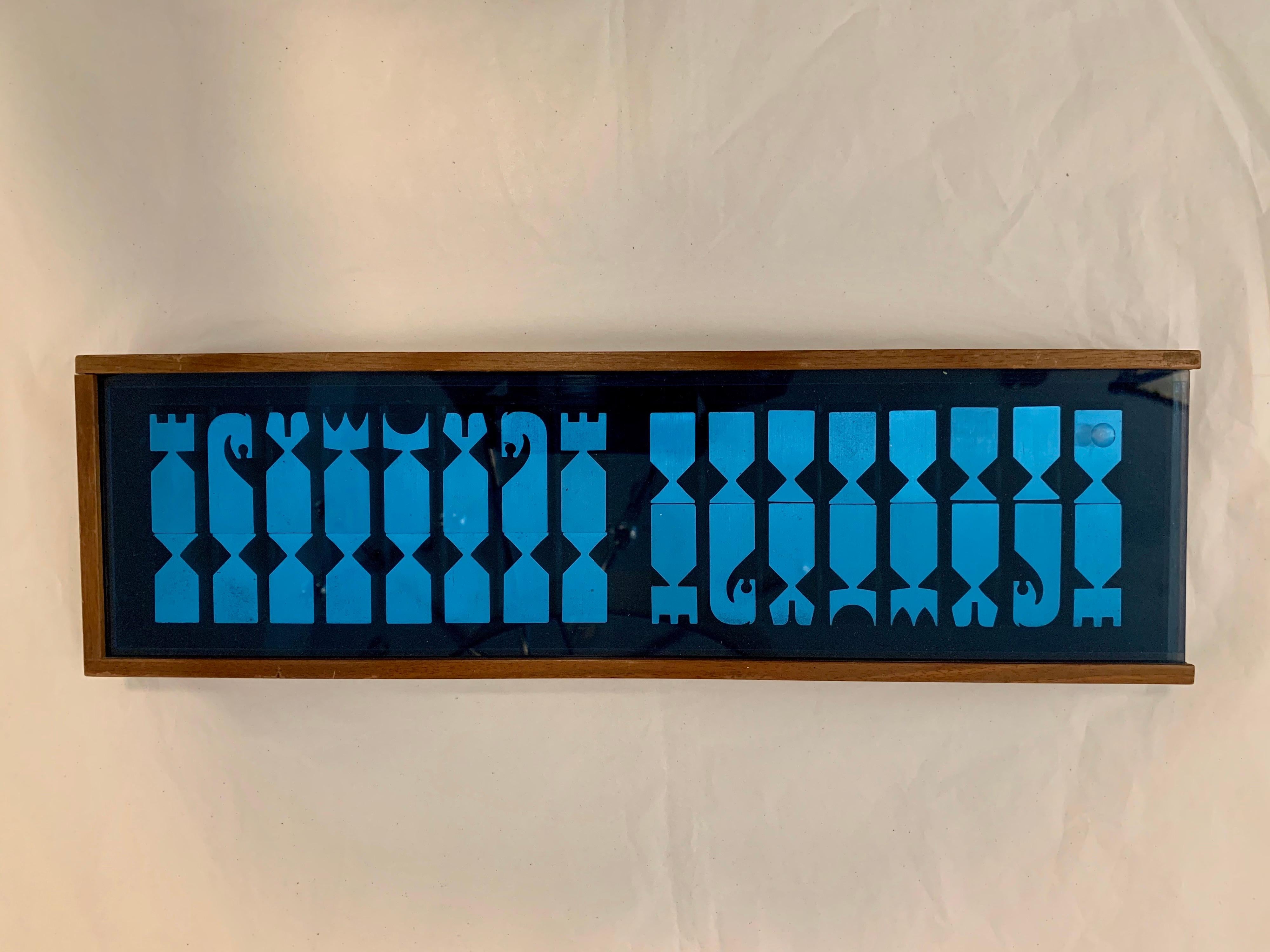 Original Vintage 1966 Austin Cox Chess Set In Good Condition For Sale In North Miami, FL