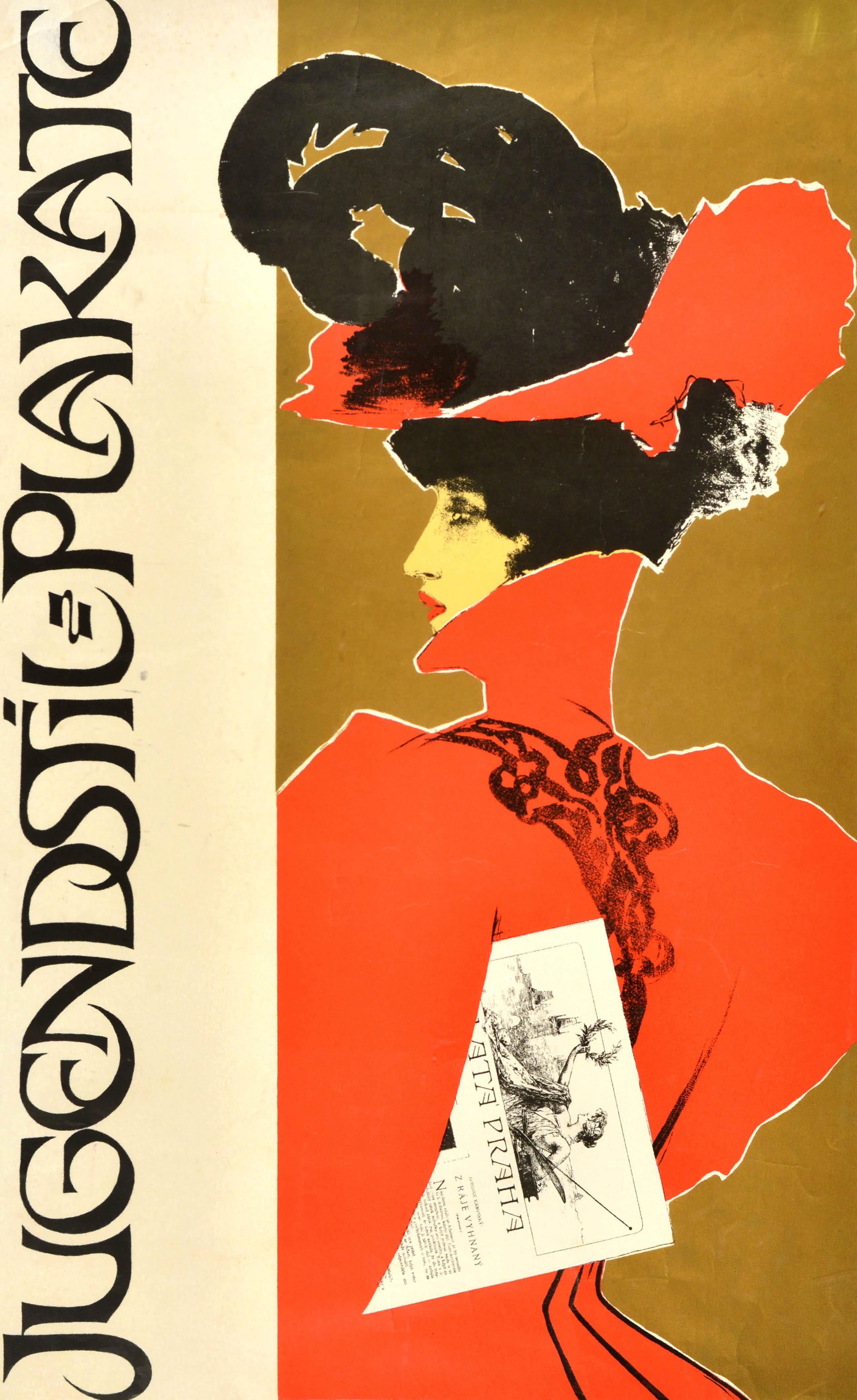 Originales Werbeplakat für einen Jugendstil Ackermann Kalender / Jugendstil Plakate Ein Ackermann Kalender 1969 mit einem großartigen Design, das eine elegante Dame in einem modischen roten Kleid mit Federn in ihrem stilvollen Hut auf einem goldenen
