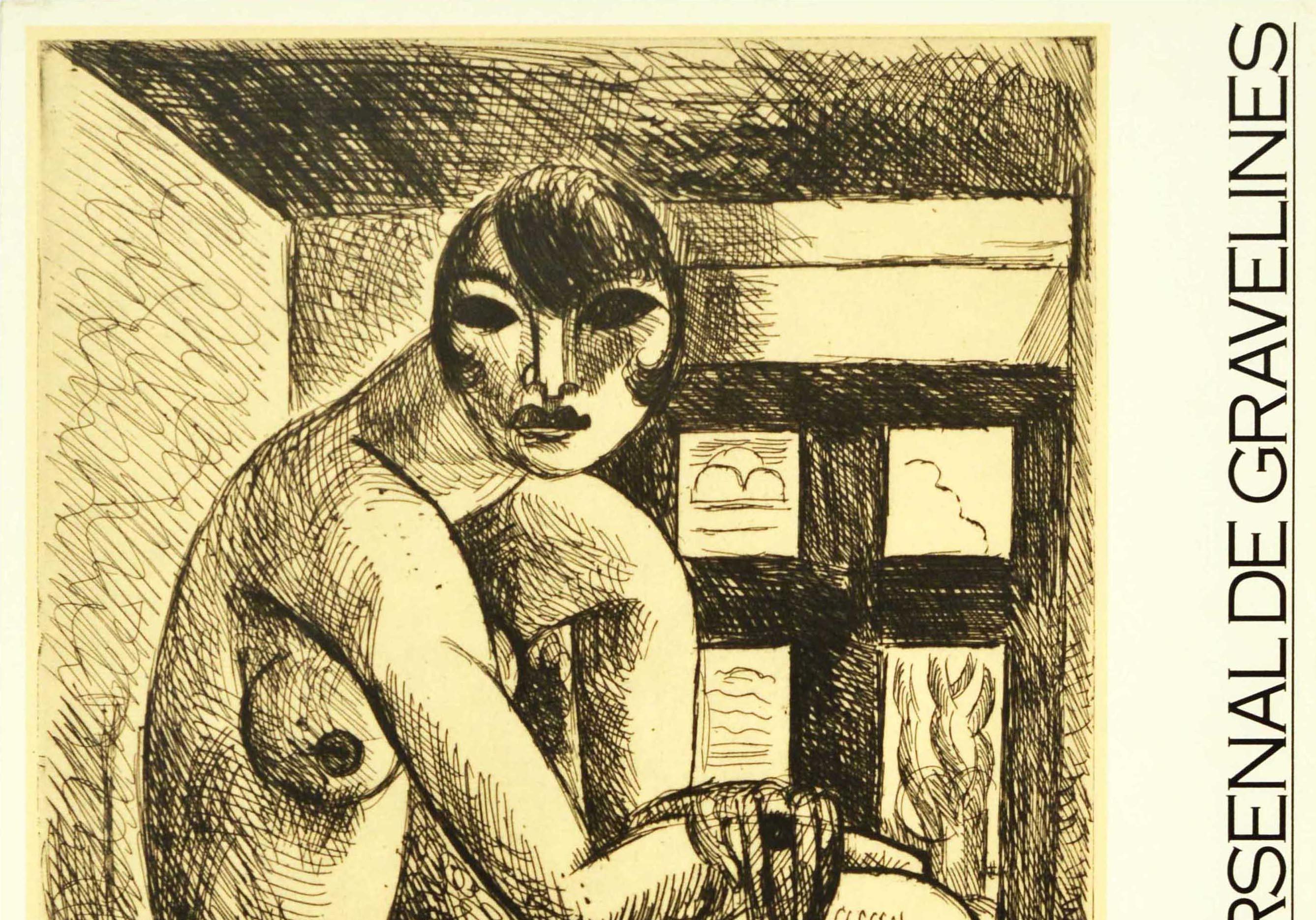 Manifesto d'arte originale d'epoca per una mostra di Marcel Gromaire (1892-1971) al Museo dei Disegni e delle Stampe Originali / Musee du Dessin et de l'Estampe Originale che presenta un'acquaforte su zinco del 1925 raffigurante un Nudo seduto / Nu