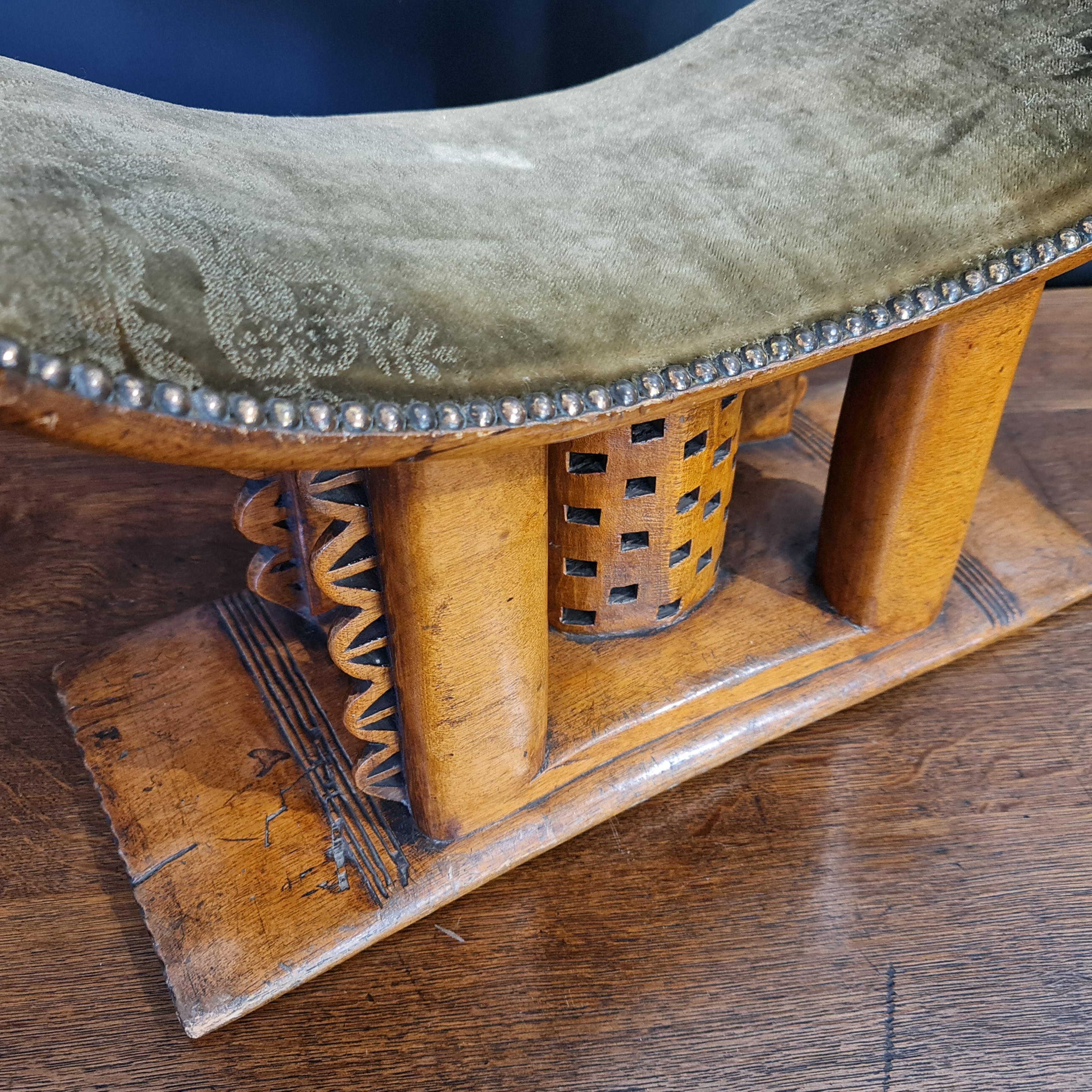Hand-Carved Original vintage Ashanti African stool  1920's For Sale
