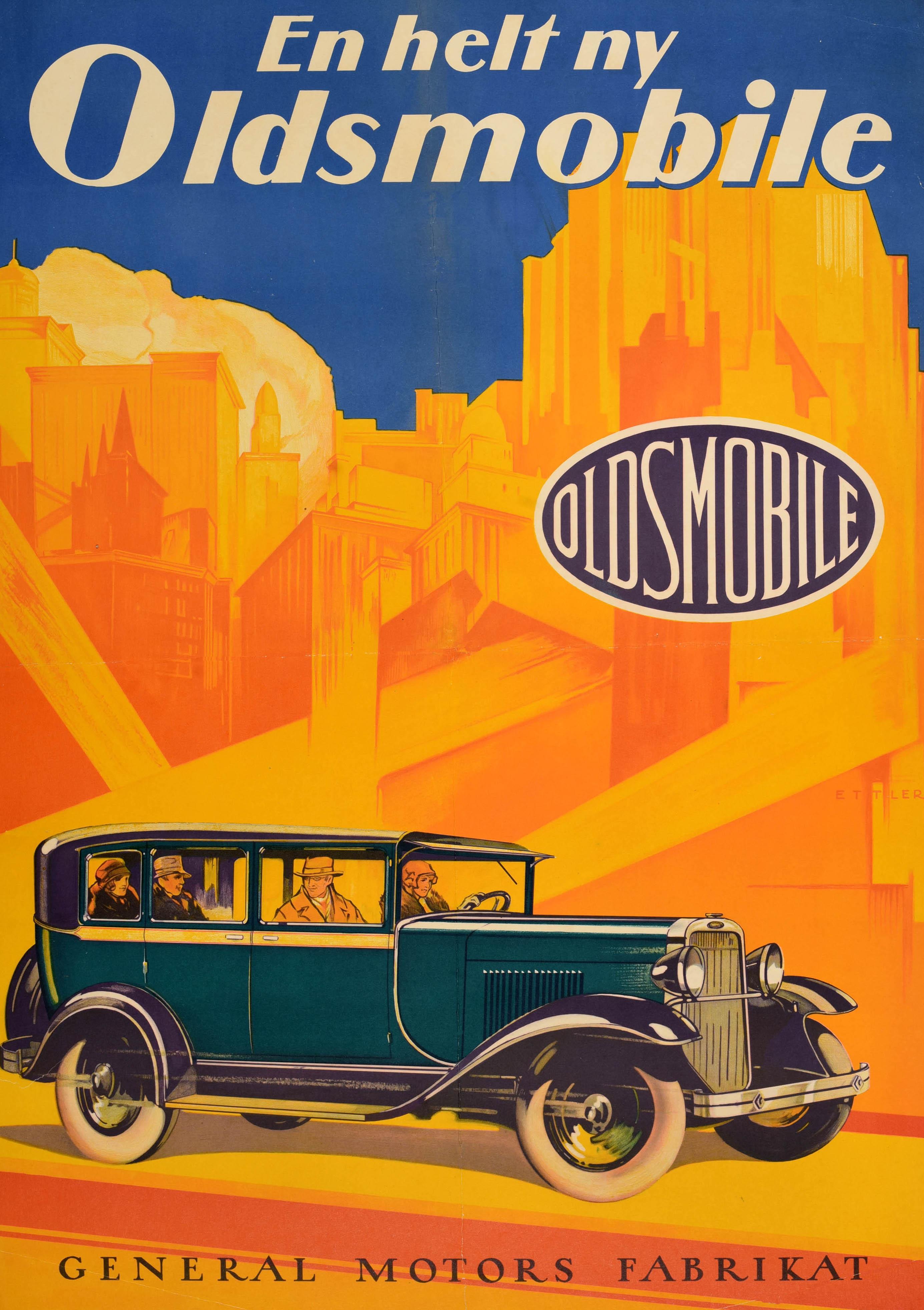 Affiche publicitaire originale - En Helt Ny Oldsmobile General Motors Fabrikat / A Brand New Oldsmobile - présentant un design Art Deco coloré représentant deux couples dans une nouvelle voiture classique élégante roulant à vive allure sur un fond