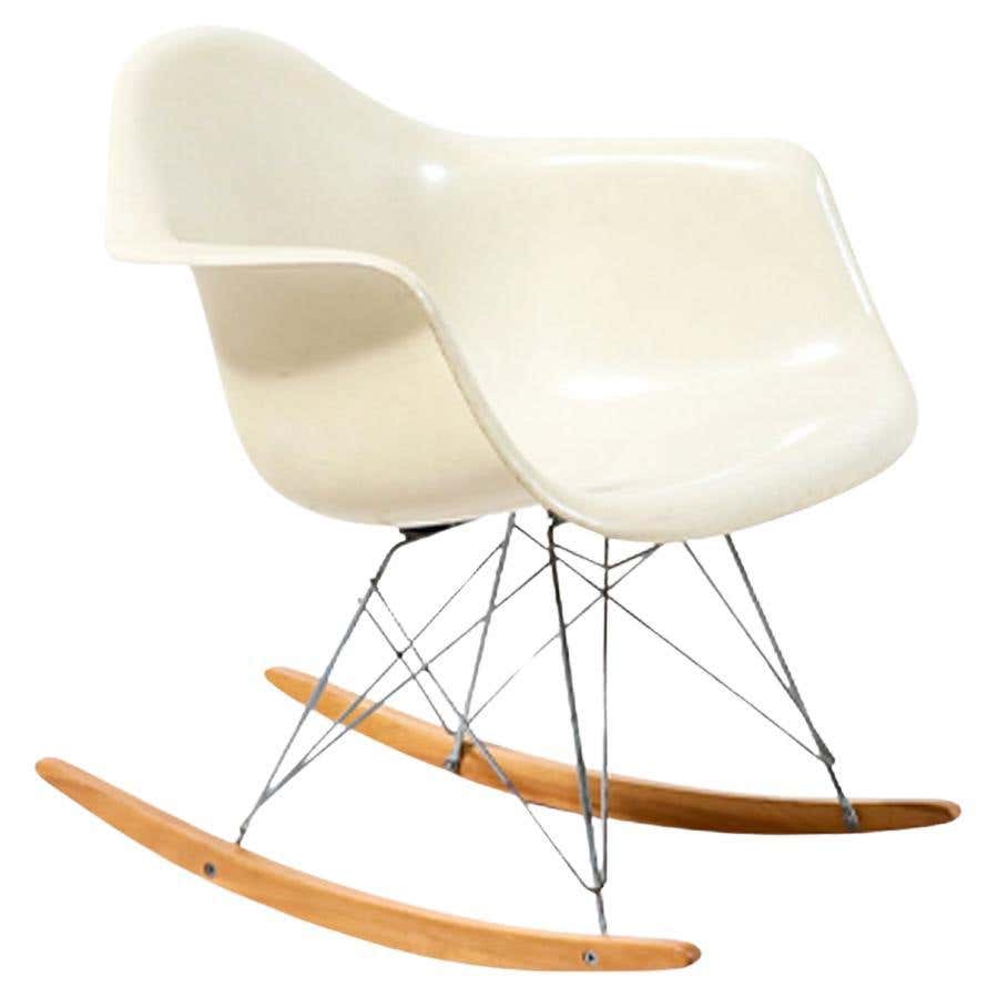 Herman Miller Charles Ray Eames Authentic RAR Rocking Chair For Sale at ...