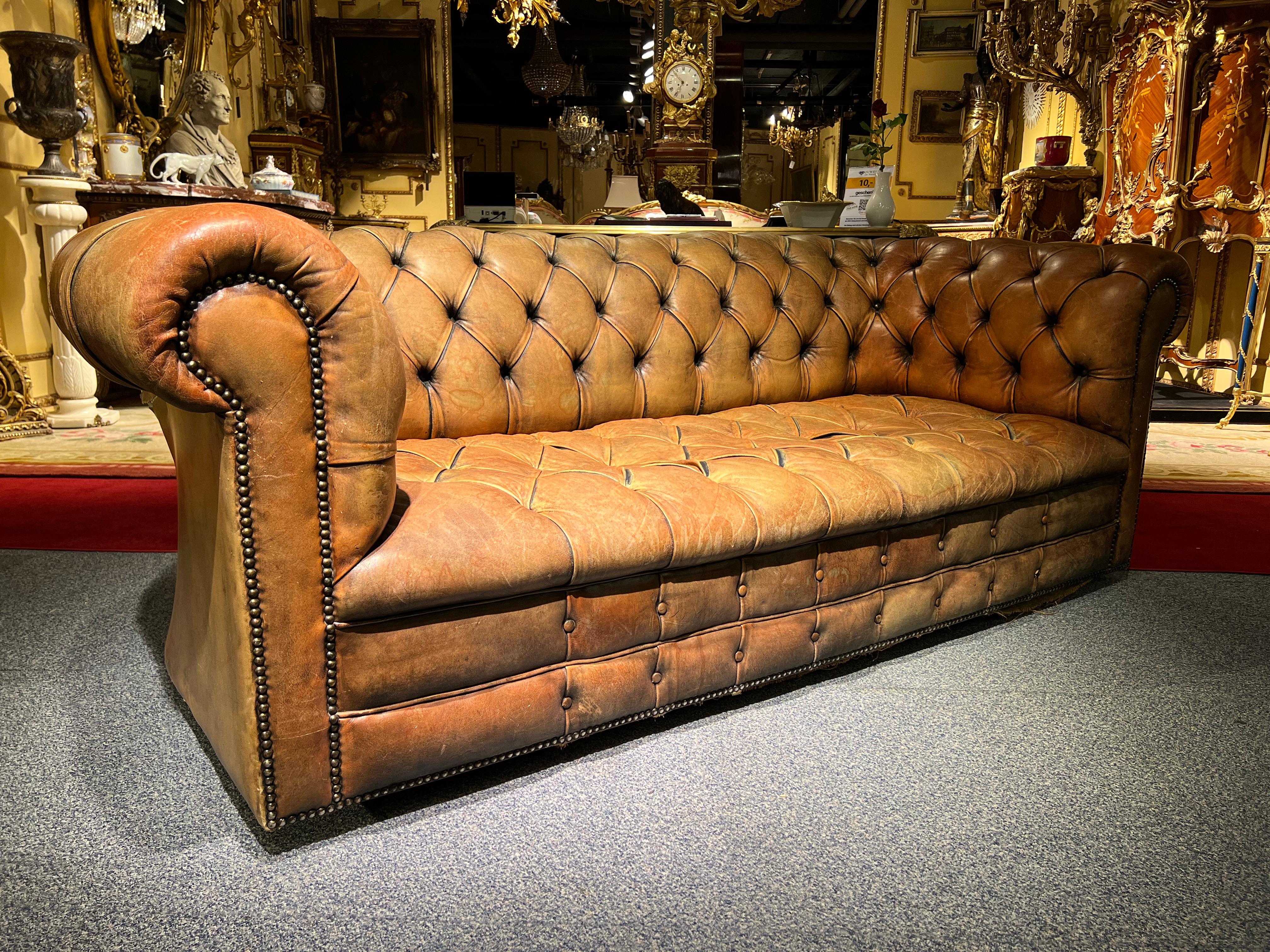 Original Vintage Chesterfield Sofa Faded Brown from around 1978 High Quality For Sale 1
